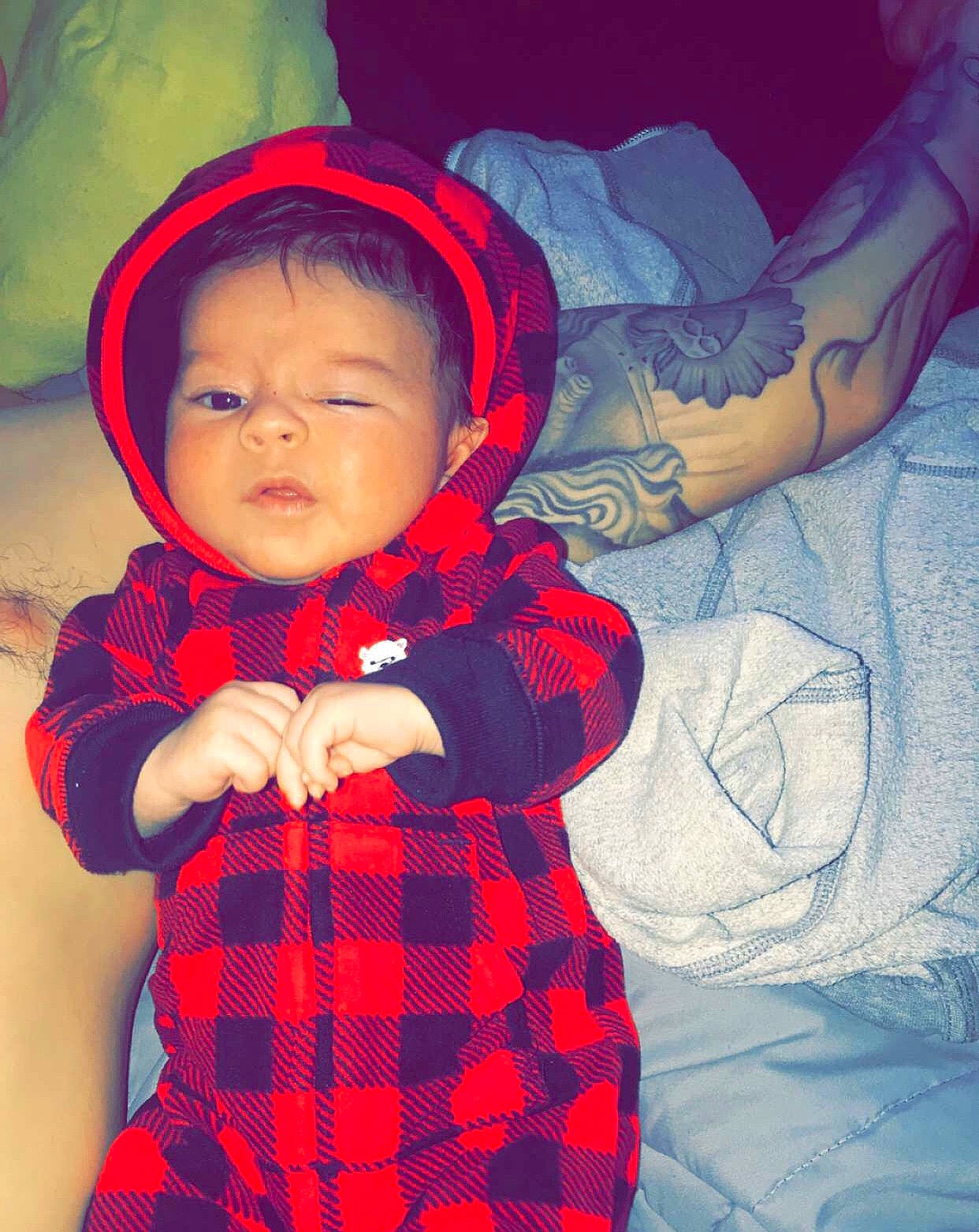 Alessandro is registered to the contest to win money with this photo: boy, child, cool, fun, girl, happiness, infant, pattern, person, plaid, product, red, skin, smile, tartan, toddler