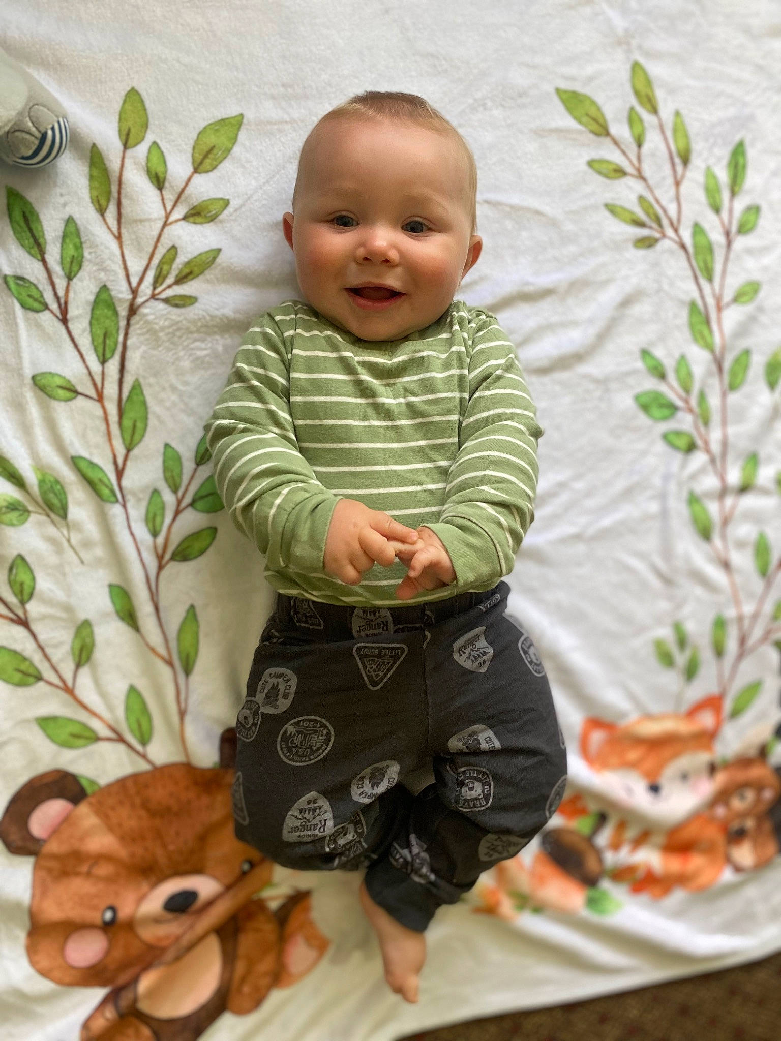 Deegan joined the competition — help win amazing prizes! adaptation, baby, baby_toddler_clothing, botany, child, face, grass, happy, joy, leaf, outerwear, pattern, people_in_nature, person, plant, product, skin, sleeve, smile, toddler