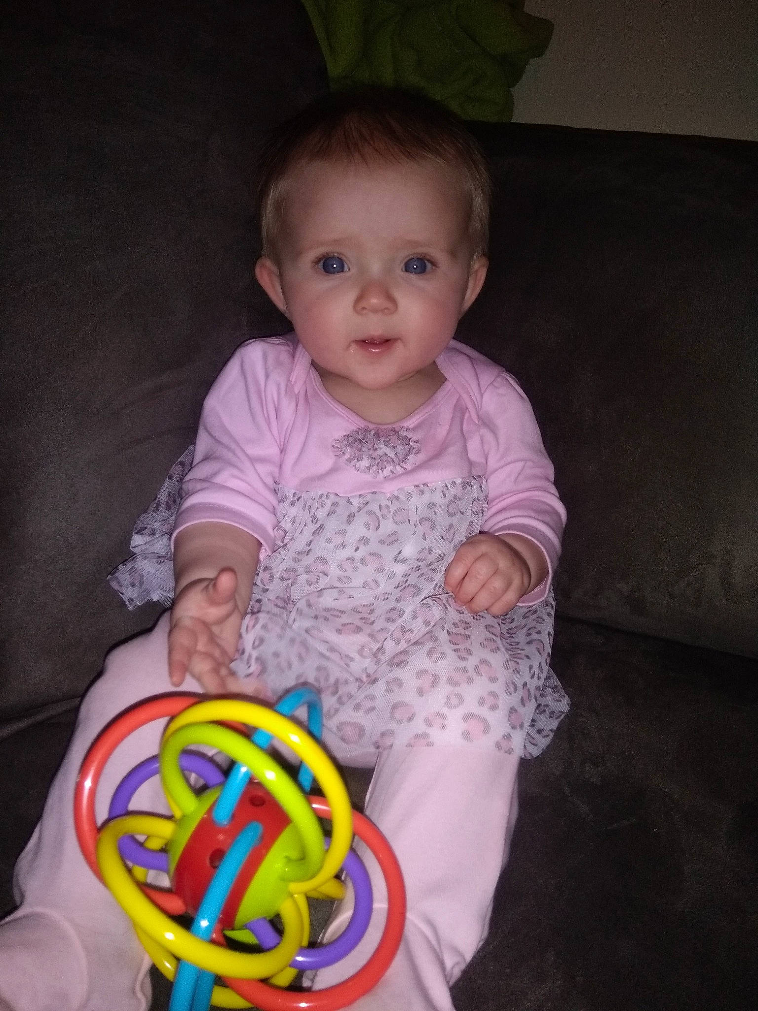 Starling is registered to the contest to win money with this photo: baby, baby_products, baby_toddler_clothing, cheek, child, eye, fun, iris, neck, person, play, product, sitting, skin, smile, t_shirt, toddler