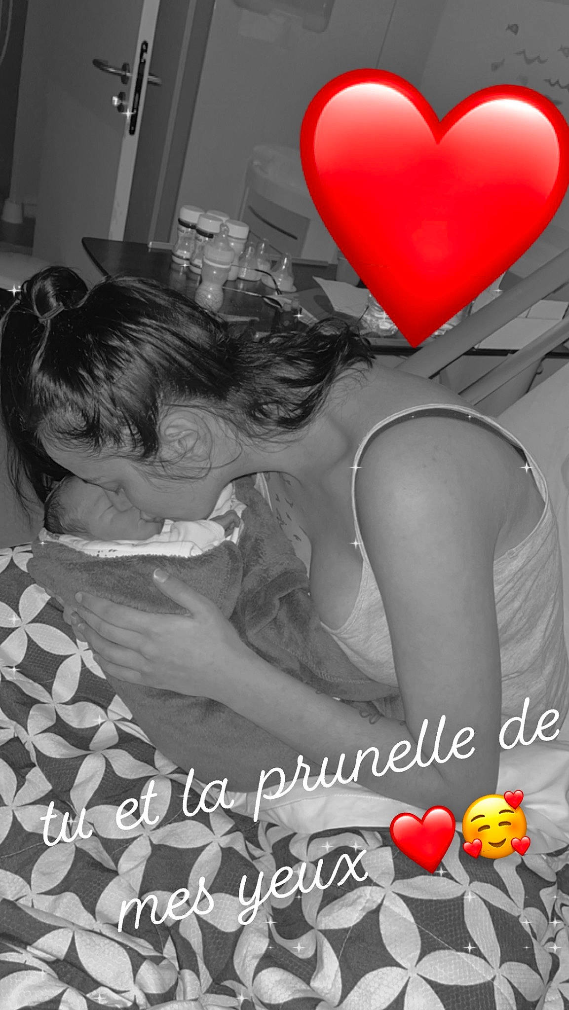 Klayton participe au concours pour gagner de l'argent avec cette photo : beauty, black_hair, book_cover, carmine, event, flash_photography, font, fun, gesture, happy, heart, love, magenta, pattern, person, petal, photo_caption, plant, romance, room