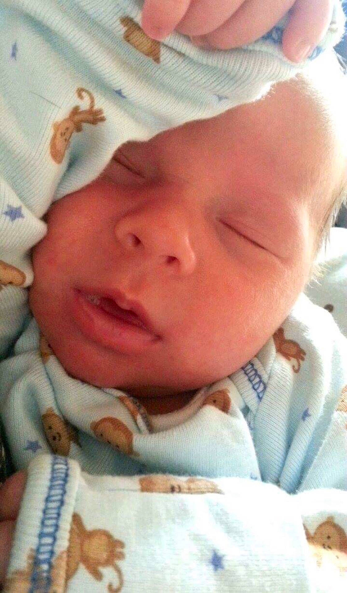 Dreyden is registered to the contest to win money with this photo: bedtime, child, childbirth, face, facial_expression, human_action, infant, nose, person, skin, sleep, toddler