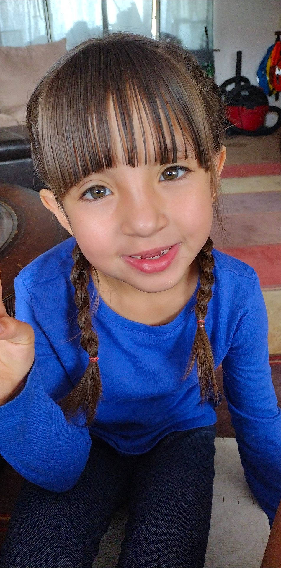 Xitlally is registered to the contest to win money with this photo: bangs, black_hair, cheek, chin, electric_blue, eye, eyebrow, eyelash, finger, forehead, happy, iris, jaw, joy, lip, long_hair, neck, nose, person, skin