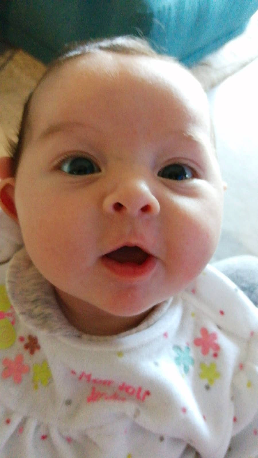 Cally participe au concours pour gagner de l'argent avec cette photo : baby, baby_toddler_clothing, cheek, child, chin, ear, eyebrow, eyelash, facial_expression, fun, happy, iris, lip, mouth, nose, person, pink, skin, smile, toddler