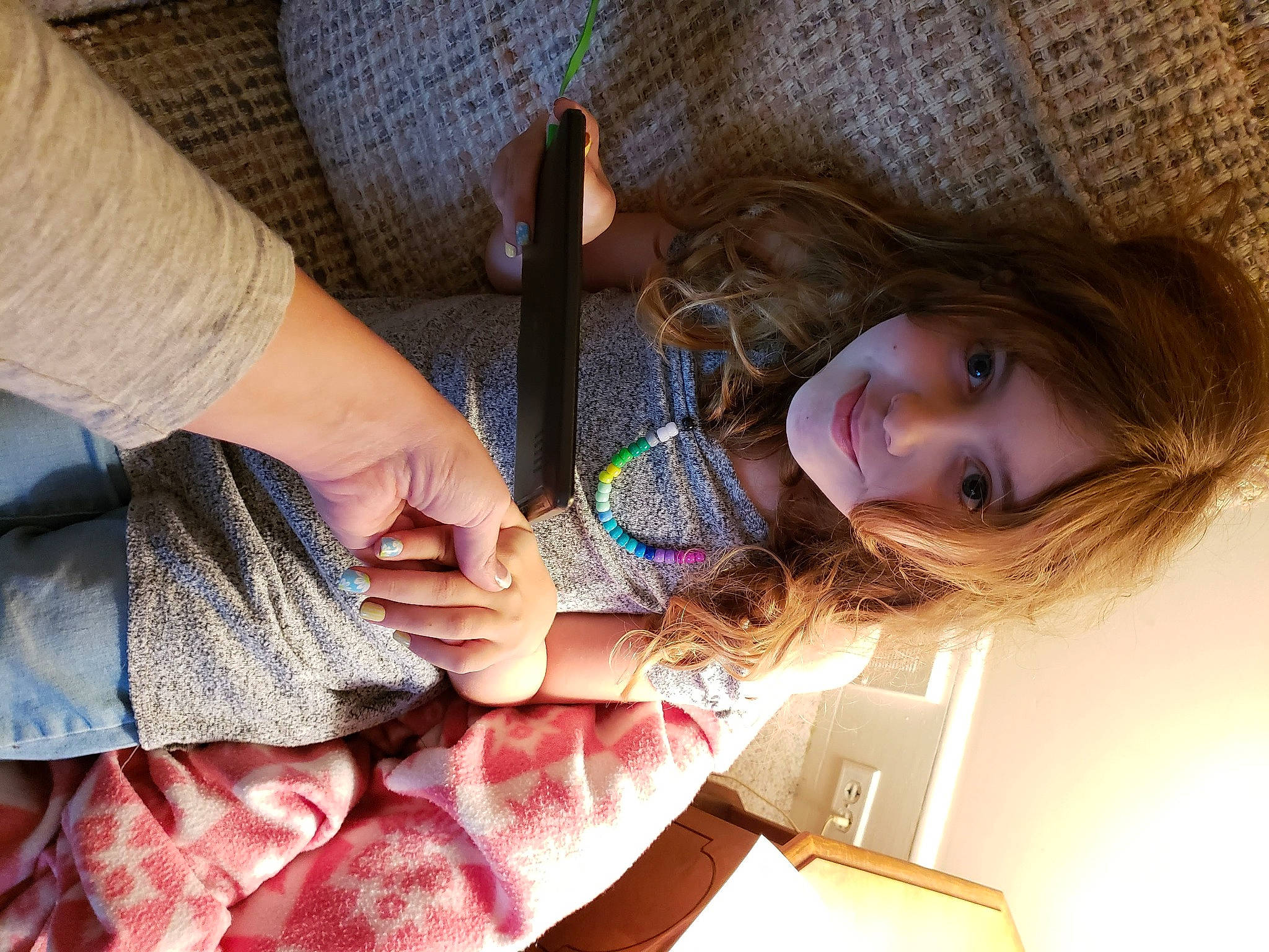 Alexis is registered to the contest to win money with this photo: child, finger, hand, human, joy, mouth, nail, person