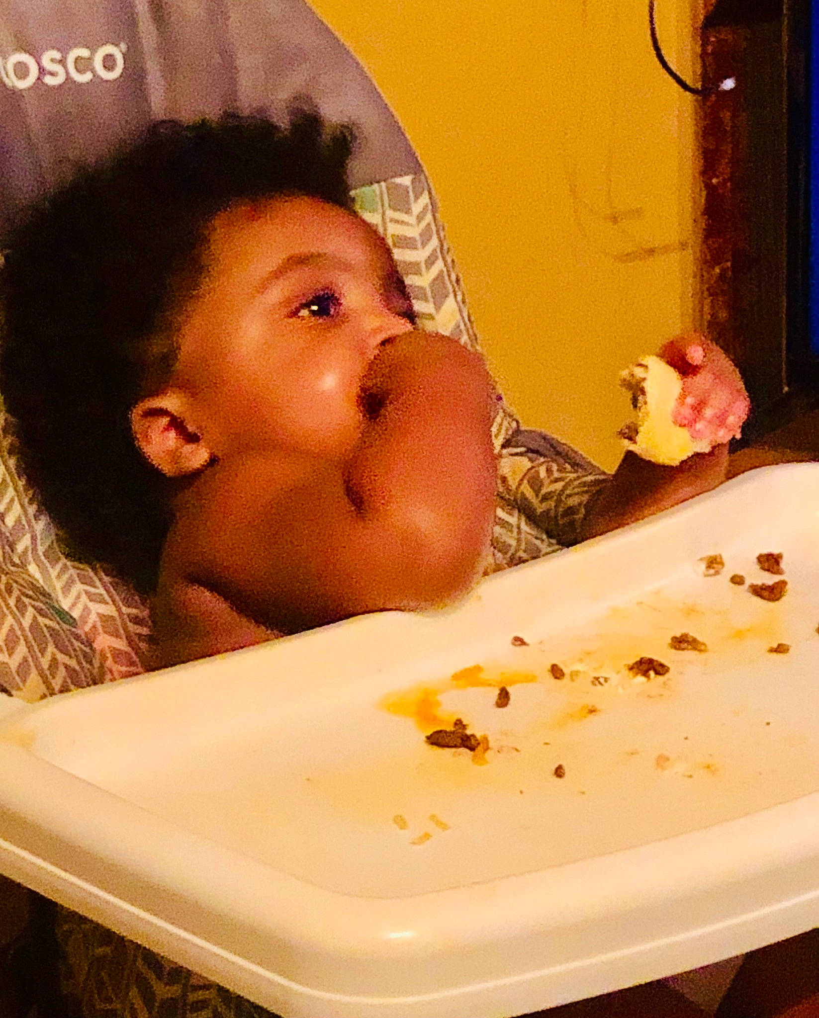 Junior is registered to the contest to win money with this photo: baby, baby_food, bathing, beauty, cheek, child, chin, eyebrow, eyelash, finger, food, happy, ingredient, lip, mouth, nose, person, recipe, skin, tableware