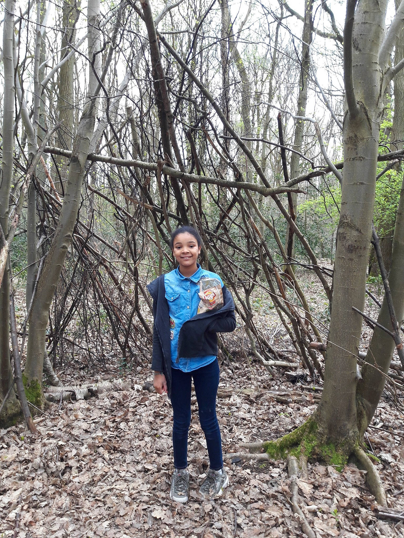 Tanya participe au concours pour gagner de l'argent avec cette photo : branch, forest, grove, joy, person, plant, recreation, state_park, trail, tree, woodland