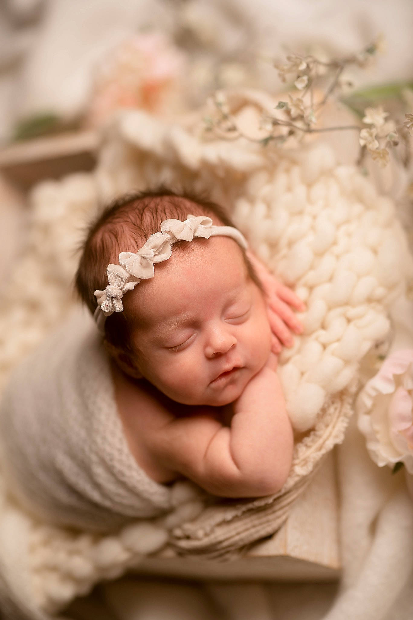 Flora is registered to the contest to win money with this photo: baby, baby_toddler_clothing, bridal_accessory, cheek, embellishment, eye, eyebrow, face, flash_photography, grass, happy, headband, headgear, headpiece, headwear, iris, jewellery, lip, person, petal
