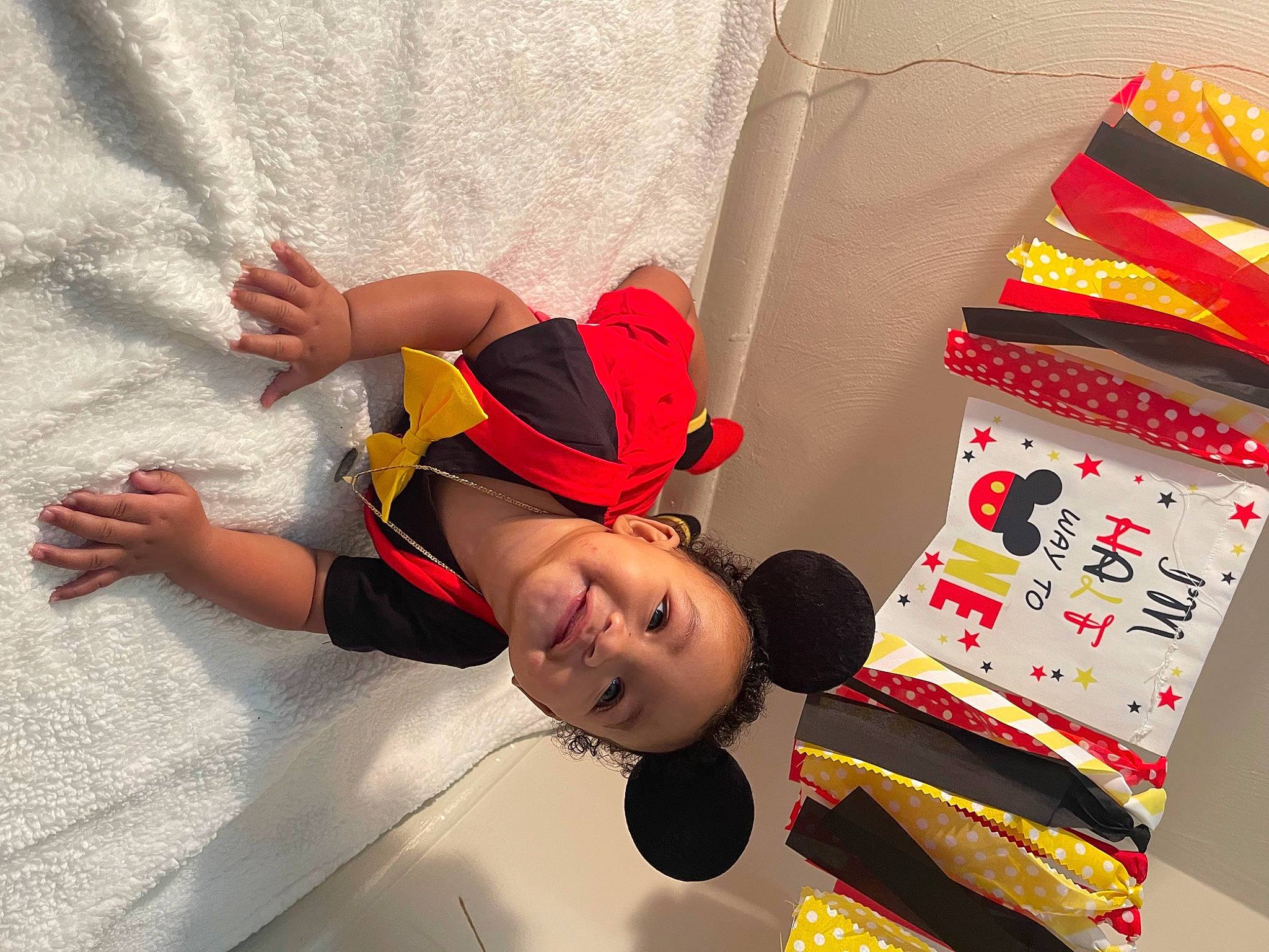 Dreyon is registered to the contest to win money with this photo: carmine, child, costume, costume_hat, event, fashion_accessory, fun, happy, hat, headgear, joy, leisure, linens, person, play, room, smile, t_shirt, toddler