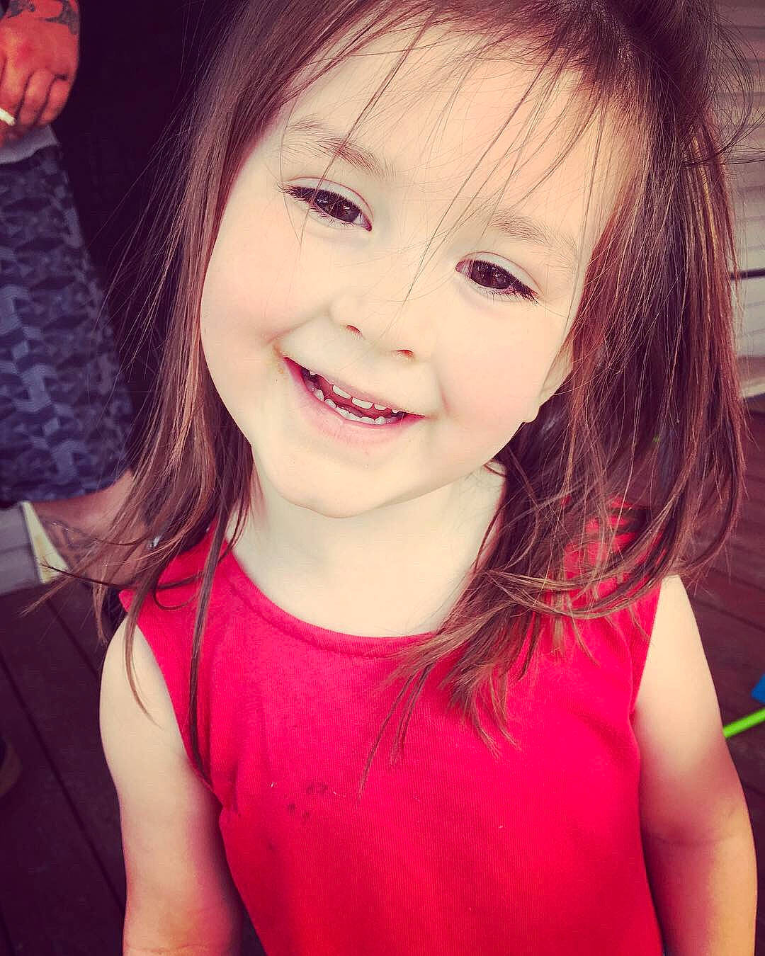 Mikeyla is registered to the contest to win money with this photo: beauty, cheek, child, chin, cool, eyebrow, face, facial_expression, forehead, hair, hairstyle, head, joy, lip, nose, organ, person, pink, selfie, skin