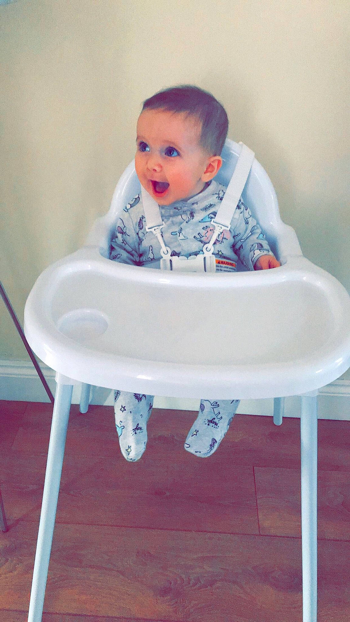 Effie is registered to the contest to win money with this photo: baby, baby_products, bathtub, chair, child, furniture, infant_bed, person, product, sitting, toddler