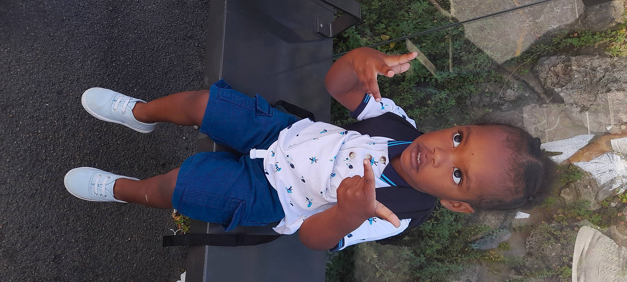 Tyrese a rejoint le concours — aidez-le/la à gagner de superbes lots ! abdomen, chest, child, elbow, foot, fun, grass, hat, human_leg, joint, knee, leg, leisure, person, plant, shorts, sock, thigh, toddler, trunk