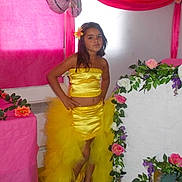 Manel a rejoint le concours — aidez-le/la à gagner de superbes lots !