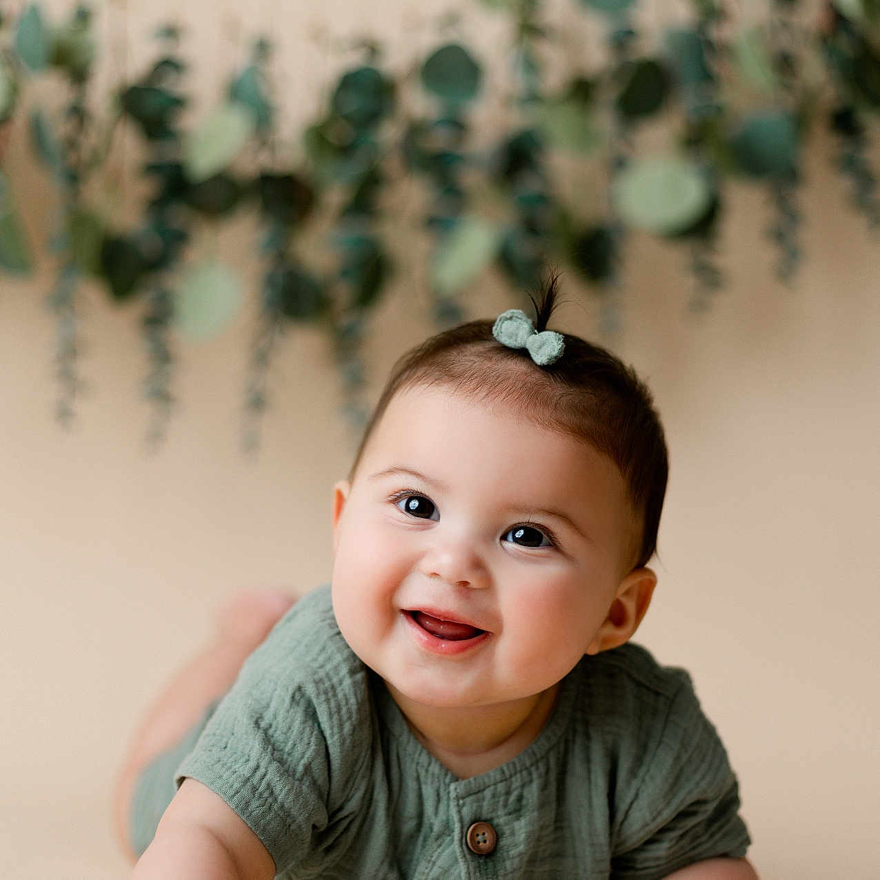 Maeve is registered to the contest to win money with this photo: accessories, baby, babycrawling, babylaughing, bodypart, crawling, face, finger, hand, happy, head, laughing, mouth, newborn, person, photography, portrait, sitting, smile, wrist