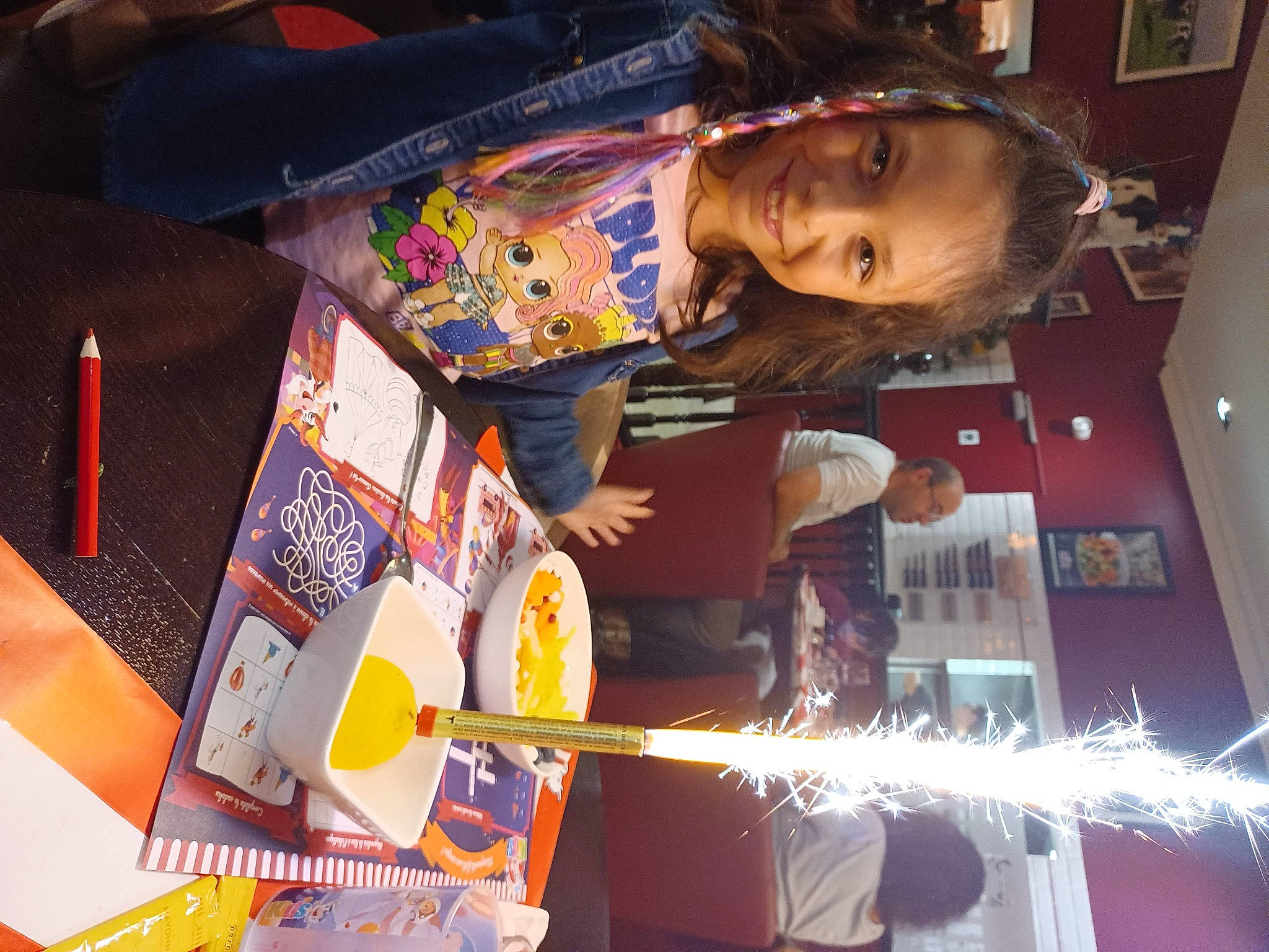 Chloe a rejoint le concours — aidez-le/la à gagner de superbes lots ! child, event, fun, happy, joy, machine, person, photograph, photography, snapshot