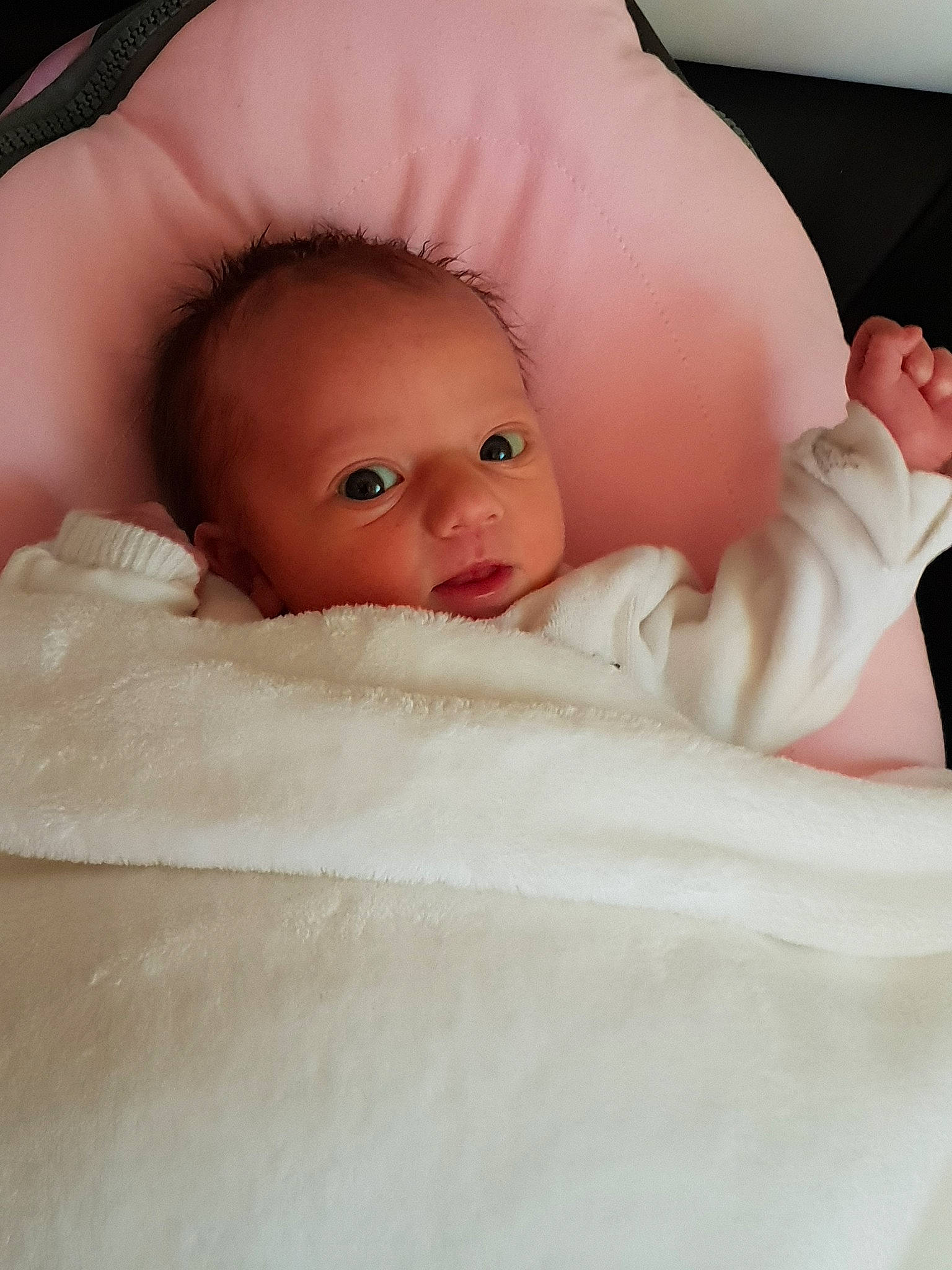 Cyndelle participe au concours pour gagner de l'argent avec cette photo : beauty, bed, cheek, child, eye, finger, girl, hand, infant, lip, nose, person, pink, product, skin, smile, toddler