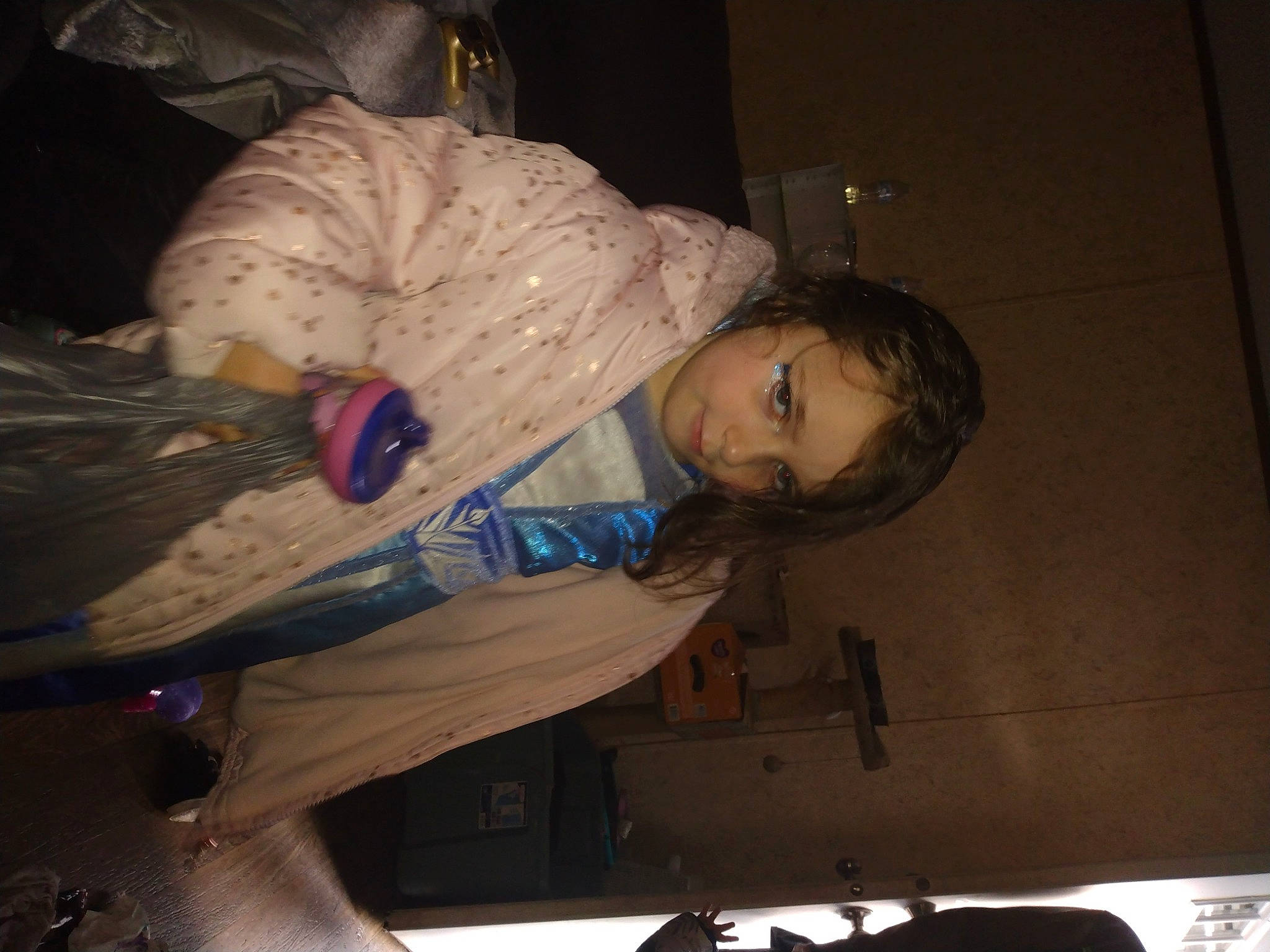 Sophia is registered to the contest to win money with this photo: automotive_exterior, child, comfort, darkness, fun, mouth, person, room, space, tints_and_shades, windshield