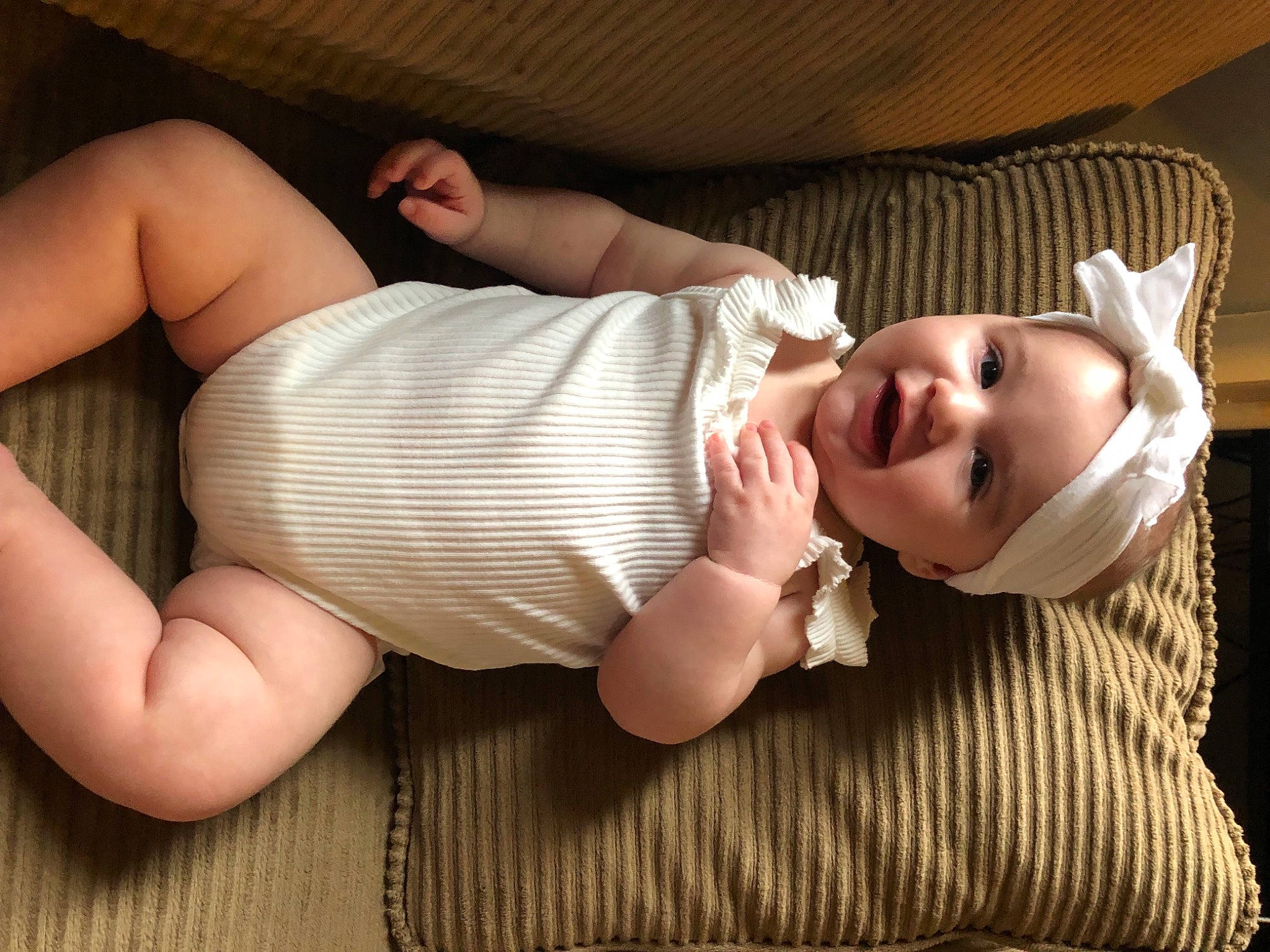 Calliope is registered to the contest to win money with this photo: arm, comfort, eye, facial_expression, flash_photography, glasses, hand, head, headwear, human_body, joint, leg, lip, mouth, muscle, neck, person, shoulder, skin, sleeve