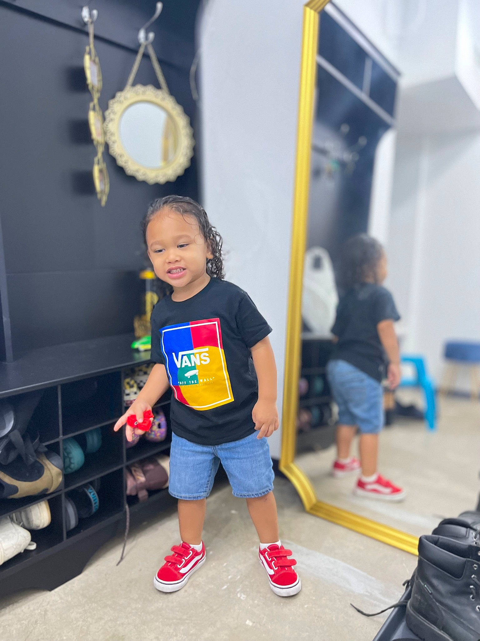 Randall Rj joined the competition — help win amazing prizes! bag, door, electric_blue, event, floor, flooring, fun, happy, human_leg, joint, knee, leisure, luggage_and_bags, person, shoe, shorts, sneakers, sportswear, t_shirt, thigh