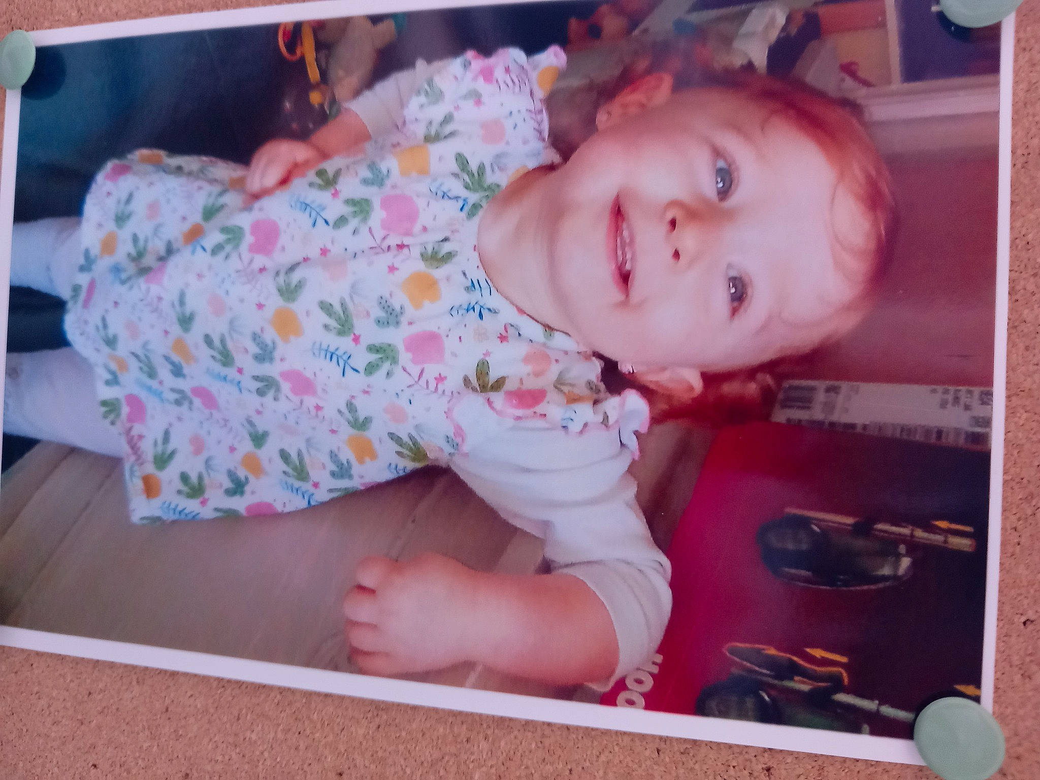 Cleo a rejoint le concours — aidez-le/la à gagner de superbes lots ! baby, baby_products, baby_safety, baby_toddler_clothing, cheek, child, comfort, flooring, fun, happy, joy, mouth, nightwear, nose, pattern, person, pink, room, sleeve, smile