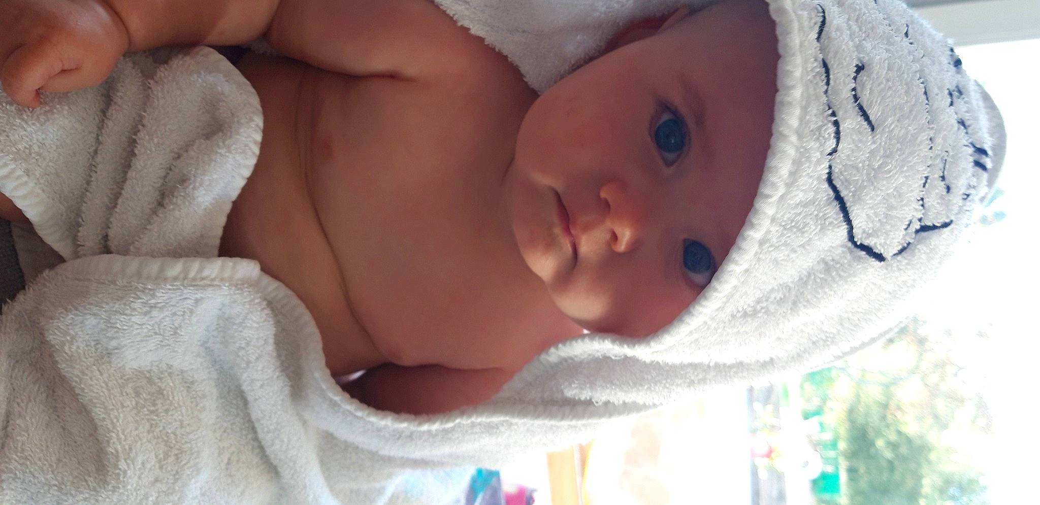 Glenn participe au concours pour gagner de l'argent avec cette photo : baby, baby_toddler_clothing, cheek, chest, child, chin, close_up, comfort, eye, eyebrow, eyelash, face, happy, headwear, iris, lip, mouth, nose, person, skin