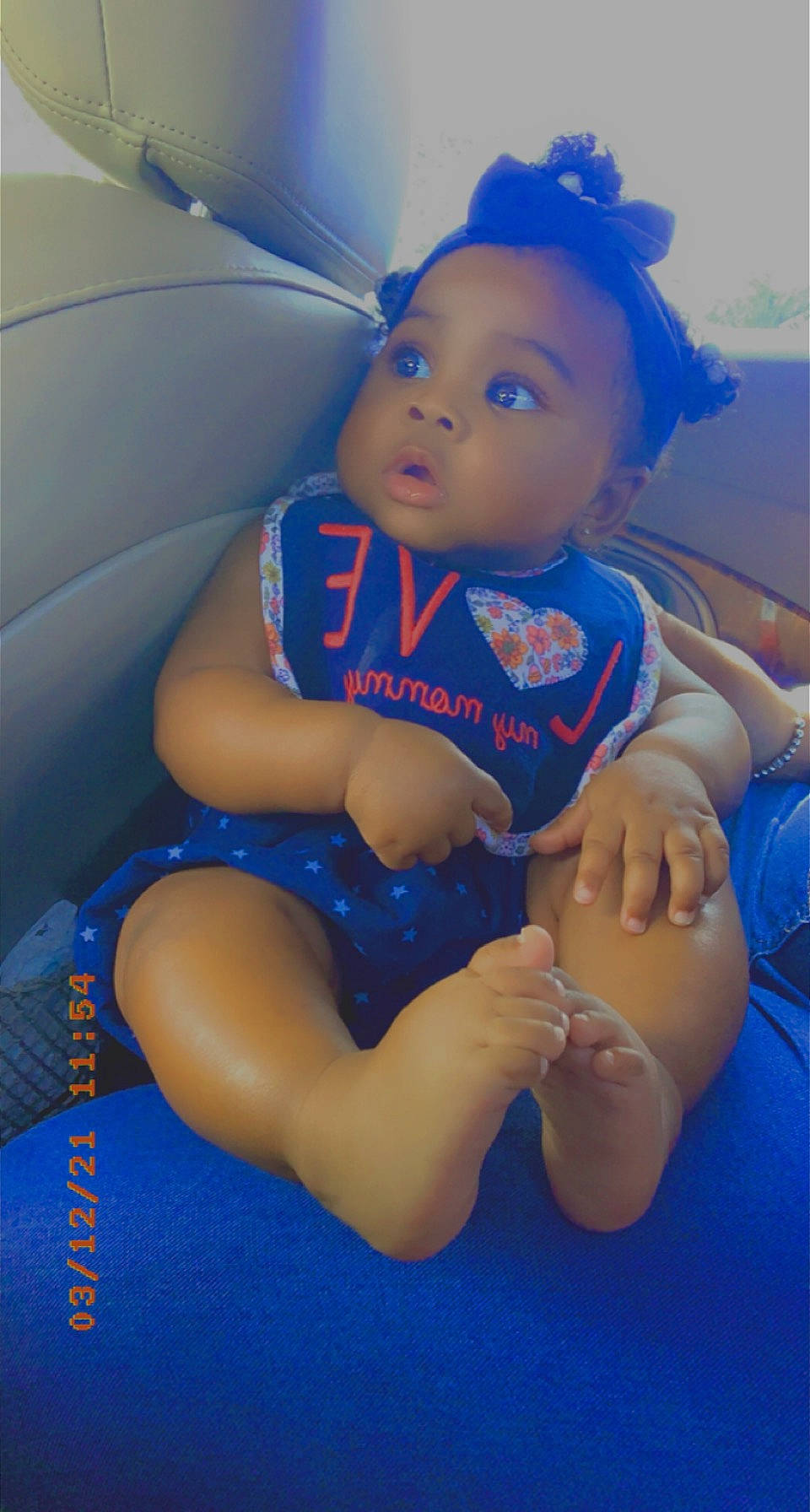 Alaysia is registered to the contest to win money with this photo: abdomen, baby, baby_toddler_clothing, blue, chest, electric_blue, eye, finger, fun, hand, happy, head, human_body, human_leg, leg, leisure, person, thigh, thumb, toddler