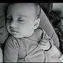 Sohan a rejoint le concours — aidez-le/la à gagner de superbes lots ! baby, sleeping, infant, closeup, portrait, cozy, soft, peaceful, child, one_person, indoors, young, cute, resting, monochrome, black_and_white, hand, face, clothing, newborn
