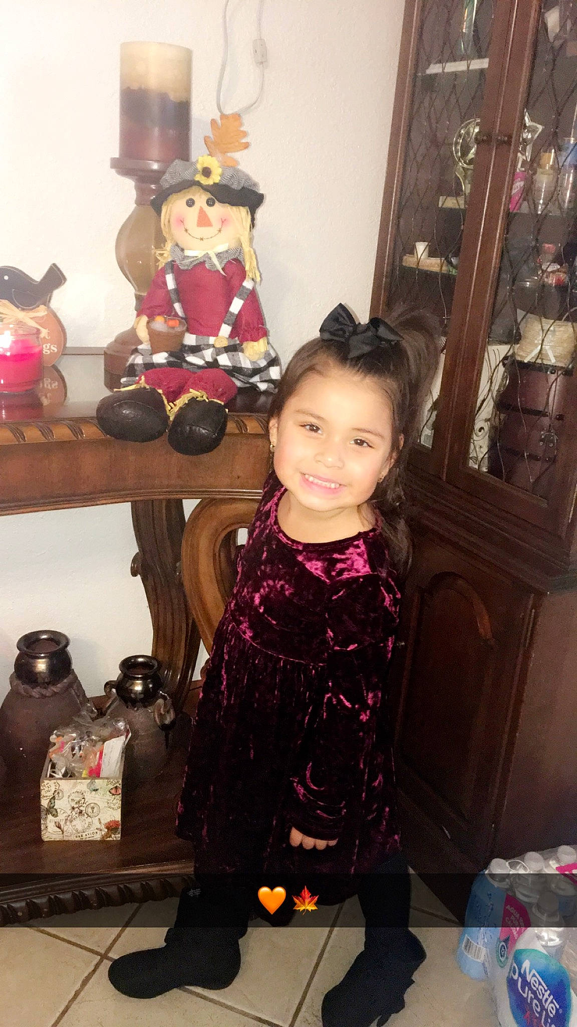 Alynna is registered to the contest to win money with this photo: child, christmas, joy, person, toddler