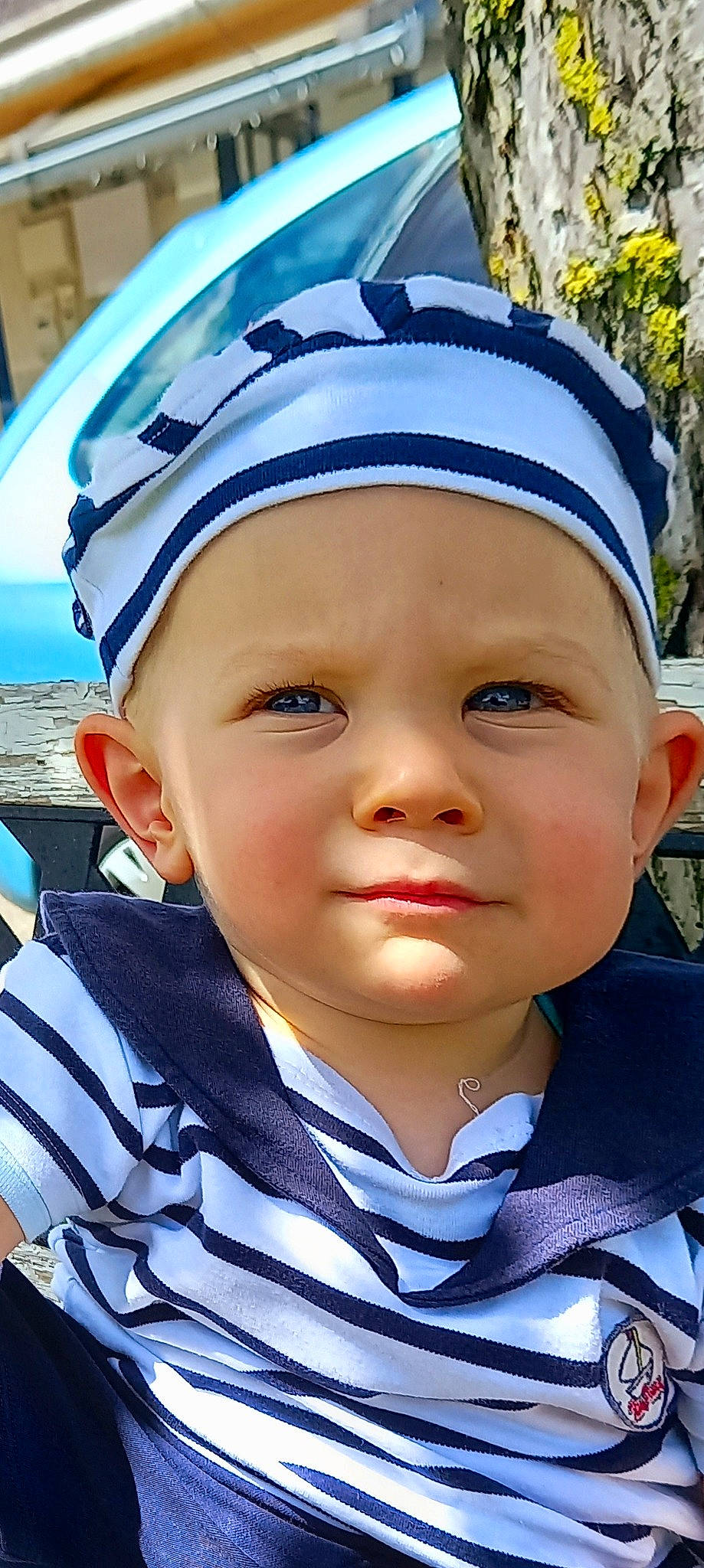 Louis participe au concours pour gagner de l'argent avec cette photo : baby, baby_toddler_clothing, blue, cap, cheek, chin, close_up, clothing, cool, electric_blue, eye, eyebrow, fun, happy, headgear, headwear, lip, outerwear, person, personal_protective_equipment