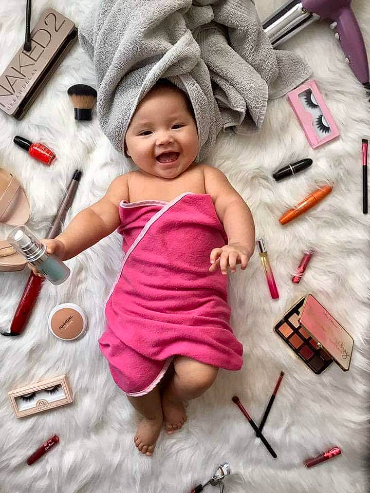 Alison is registered to the contest to win money with this photo: baby, child, daughter, finger, hand, happy, human, joy, person, photography, pink, play, product, skin, smile, t_shirt, textile, toddler