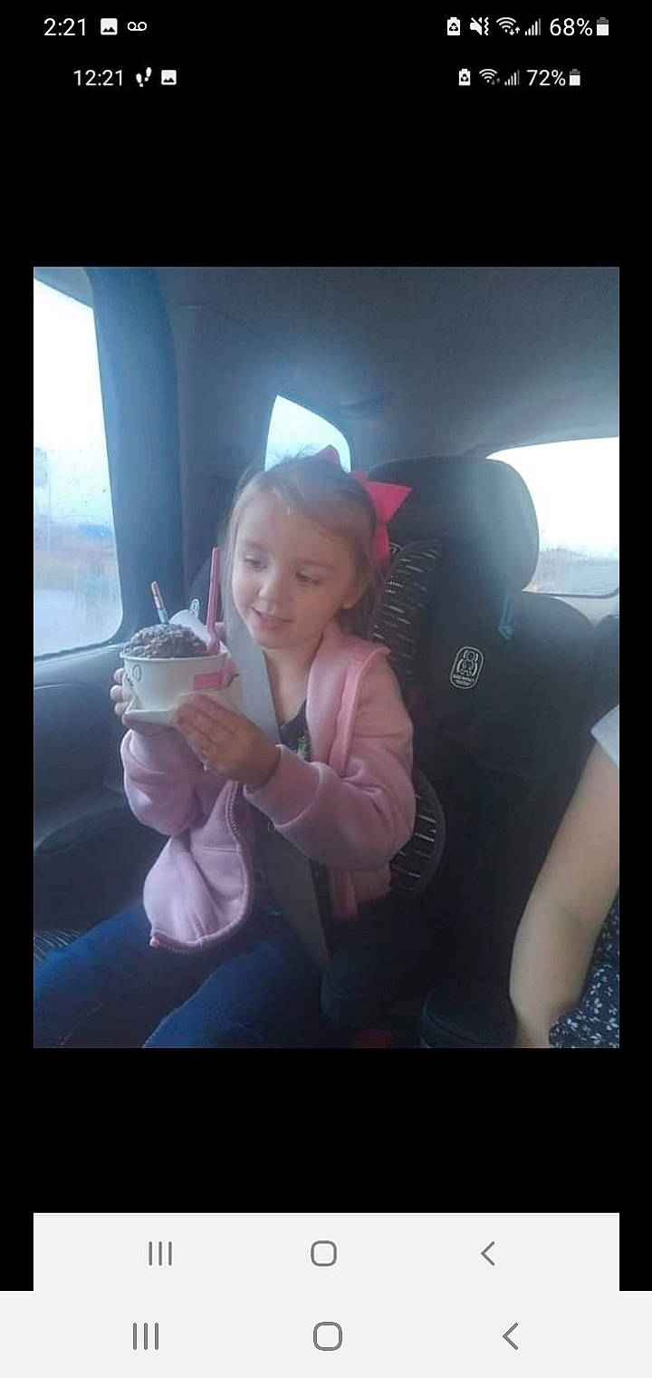 Shirley is registered to the contest to win money with this photo: auto_part, automotive_exterior, car, car_seat, display_device, electronic_device, facial_expression, family_car, flash_photography, fun, gadget, gesture, happy, luxury_vehicle, mouth, person, rear_view_mirror, technology, toddler, vehicle_door