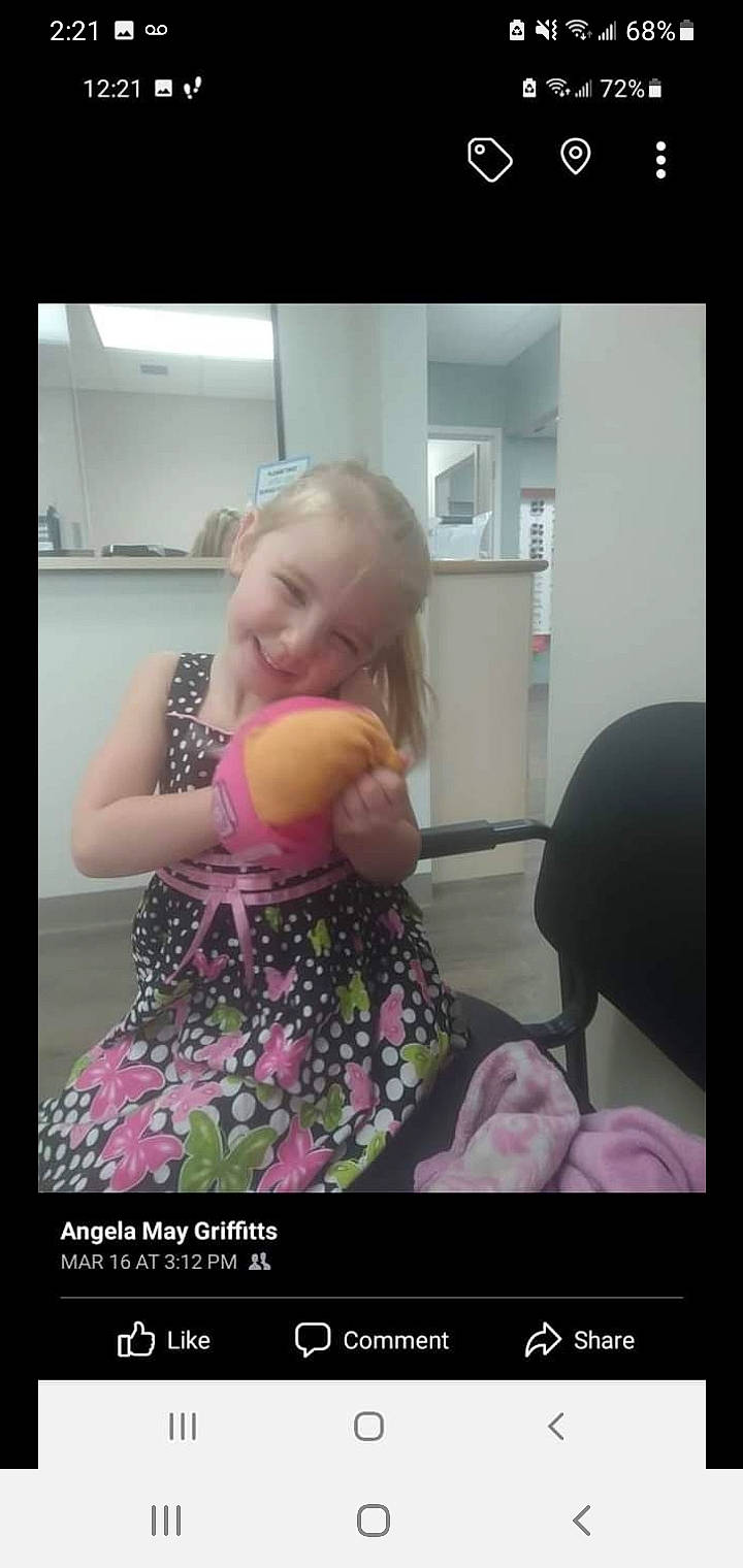 Shirley is registered to the contest to win money with this photo: baby, baby_products, beauty, child, event, fun, gesture, happy, joy, magenta, party_supply, person, photo_caption, room, selfie, sitting, smile, stuffed_toy, teddy_bear, thumb