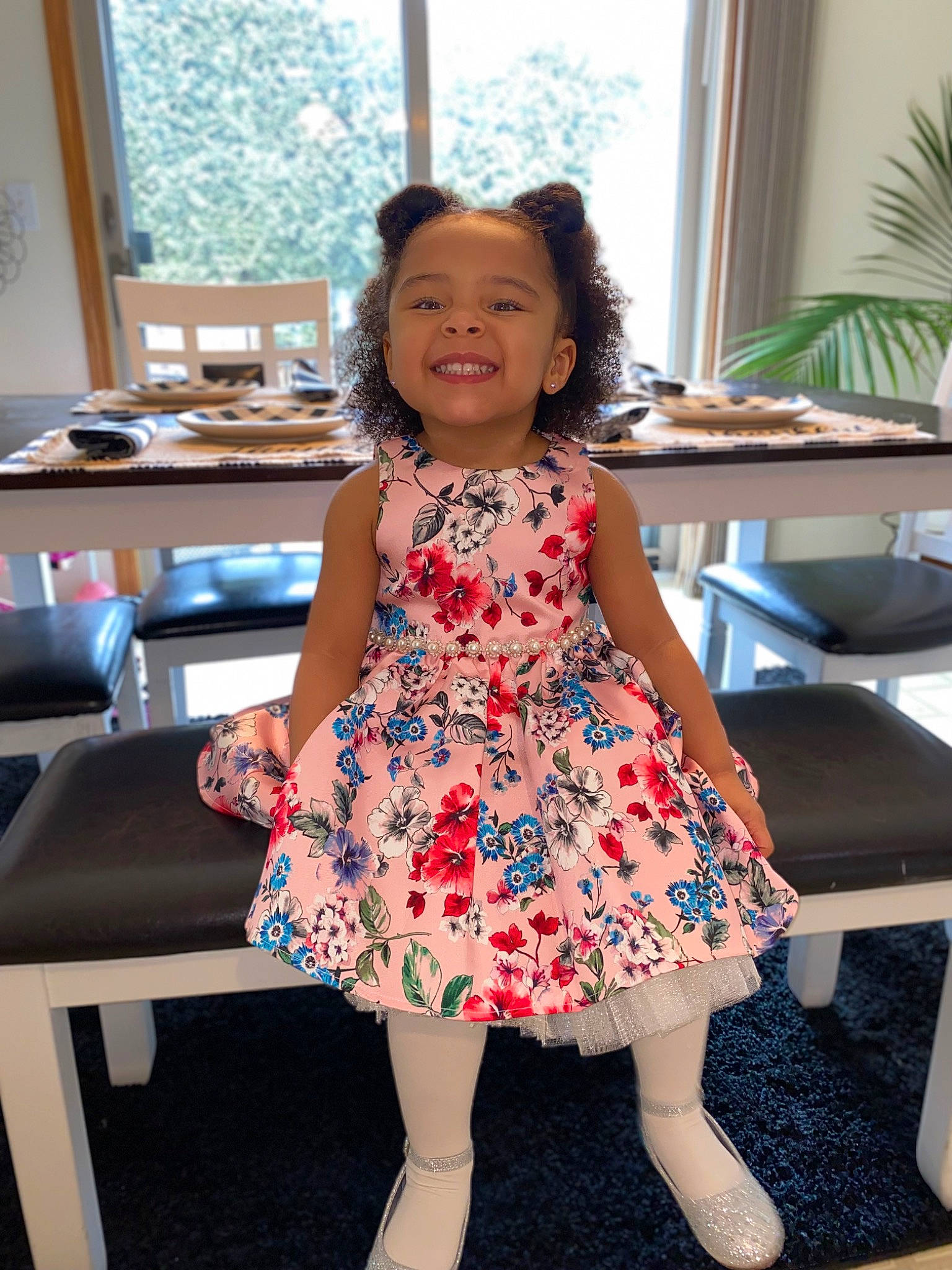 Giselle is registered to the contest to win money with this photo: azure, beauty, chair, child, day_dress, dress, fashion, fun, hairstyle, happy, houseplant, joy, leg, one_piece_garment, person, skin, smile, standing, summer, table