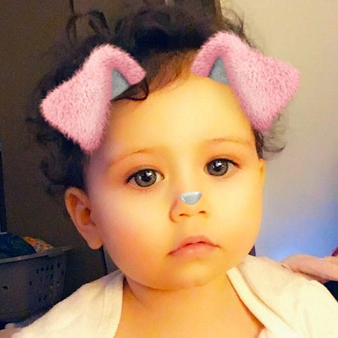 Wagner Dos Santos a rejoint le concours — aidez-le/la à gagner de superbes lots ! brown_hair, cheek, child, doll, ear, eye, eyebrow, eyelash, face, forehead, hair_accessory, hair_coloring, head, headgear, human_hair_color, infant, iris, nose, person, toddler