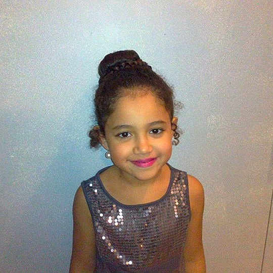 Serena participe au concours pour gagner de l'argent avec cette photo :