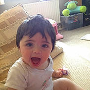Ayesha is registered to the contest to win money with this photo: