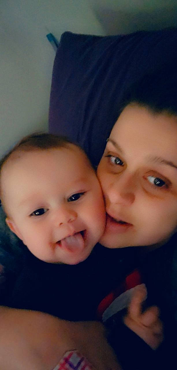 Westen is registered to the contest to win money with this photo: baby, cheek, close_up, eye, eyebrow, eyelash, face, flash_photography, forehead, gesture, happy, hat, iris, joy, lip, mouth, nose, person, selfie, skin