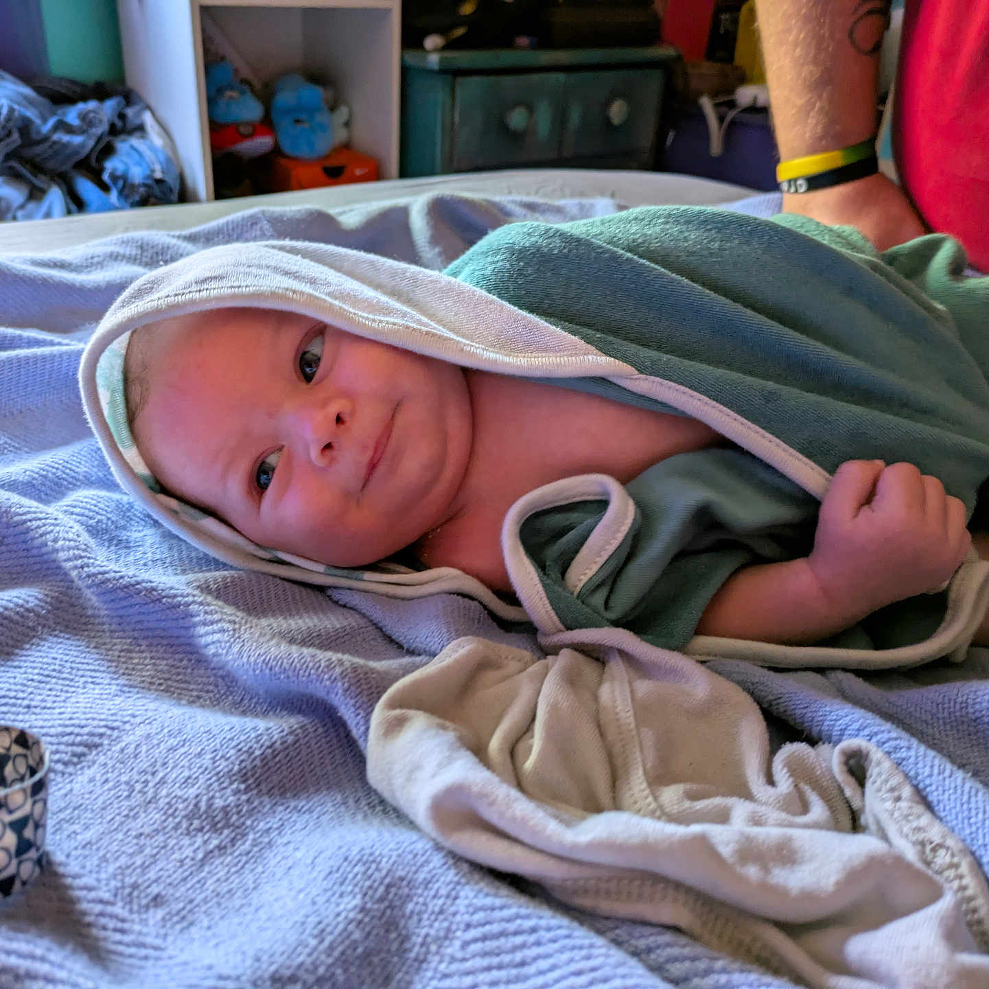 Alijah is registered to the contest to win money with this photo: accessories, baby, bag, blanket, bodypart, box, bracelet, clothing, face, handbag, hat, head, hood, jewelry, newborn, person, photography, portrait, quilt, towel