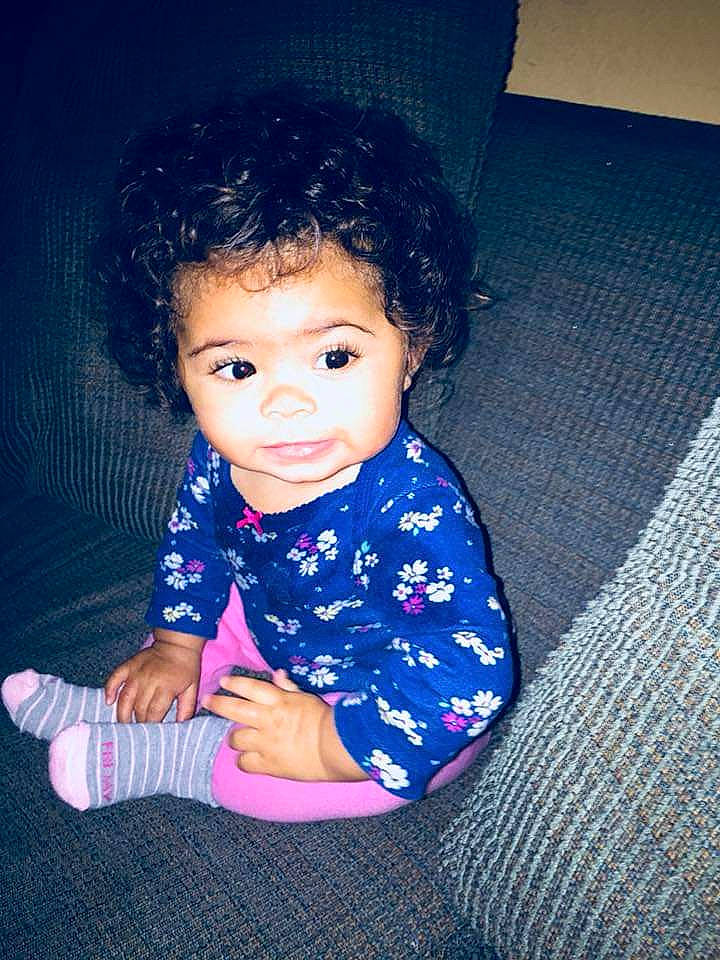 Amor is registered to the contest to win money with this photo: black_hair, blue, boy, cheek, child, cool, eye, fun, girl, happiness, head, human, infant, person, play, product, sitting, skin, smile, toddler