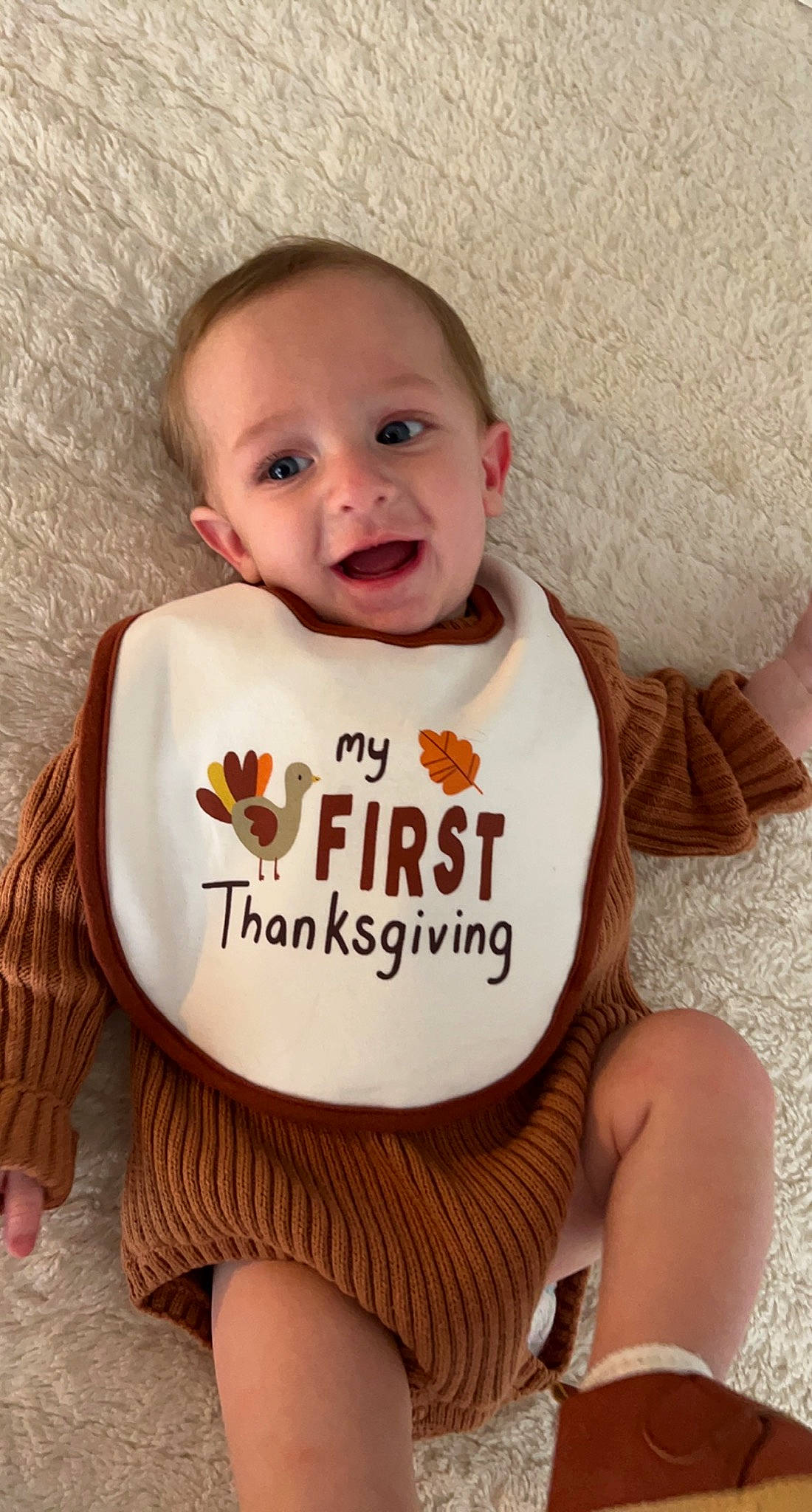 Kohen is registered to the contest to win money with this photo: baby, baby_toddler_clothing, cheek, chin, eye, eyebrow, face, hair, happy, head, human_body, neck, nose, outerwear, person, product, skin, sleeve, smile, t_shirt