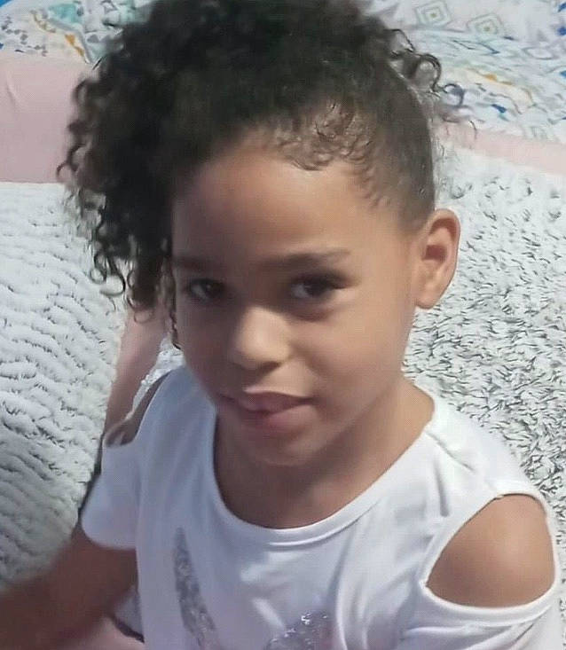 Kylah Lanae is registered to the contest to win money with this photo: black_hair, cheek, chin, cool, ear, eyebrow, eyelash, face, forehead, fun, hair, hairstyle, happy, iris, jaw, nose, organ, person, shoulder, t_shirt