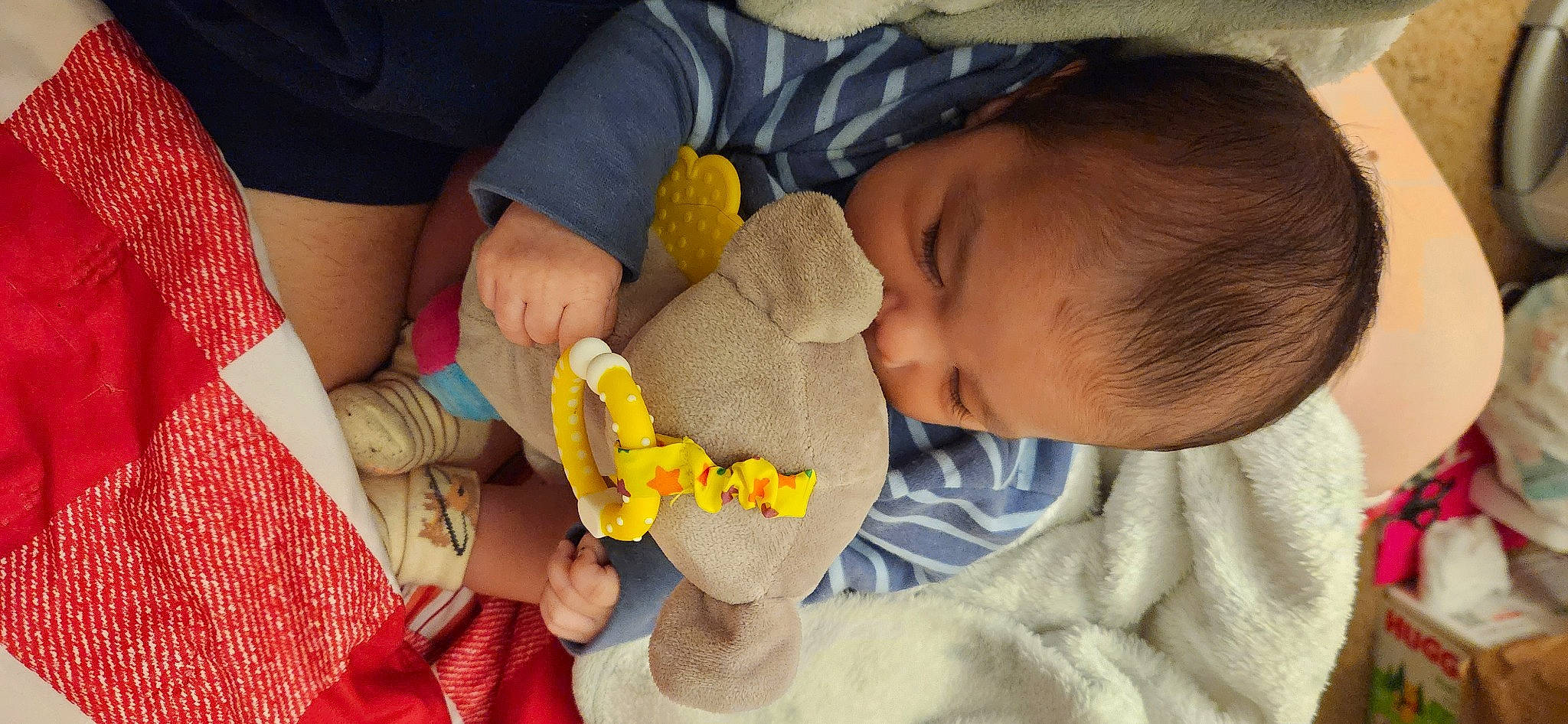 Nico is registered to the contest to win money with this photo: baby, baby_products, baby_toddler_clothing, cheek, child, comfort, finger, gesture, hand, happy, iris, mouth, nail, nose, person, room, skin, thumb, toddler, toy