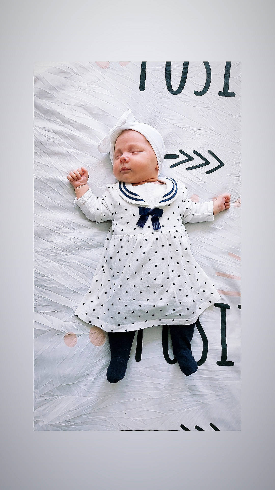 Valentine participe au concours pour gagner de l'argent avec cette photo : baby, baby_toddler_clothing, child, costume_hat, fashion_design, finger, font, fur, gesture, hand, happy, human_body, leggings, magenta, one_piece_garment, pattern, person, polka_dot, sleeve, thumb