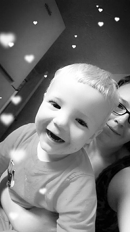 Leo is registered to the contest to win money with this photo: baby, beauty, black, black_and_white, cheek, child, eye, face, facial_expression, head, joy, lip, monochrome, monochrome_photography, nose, person, photograph, skin, smile, snapshot