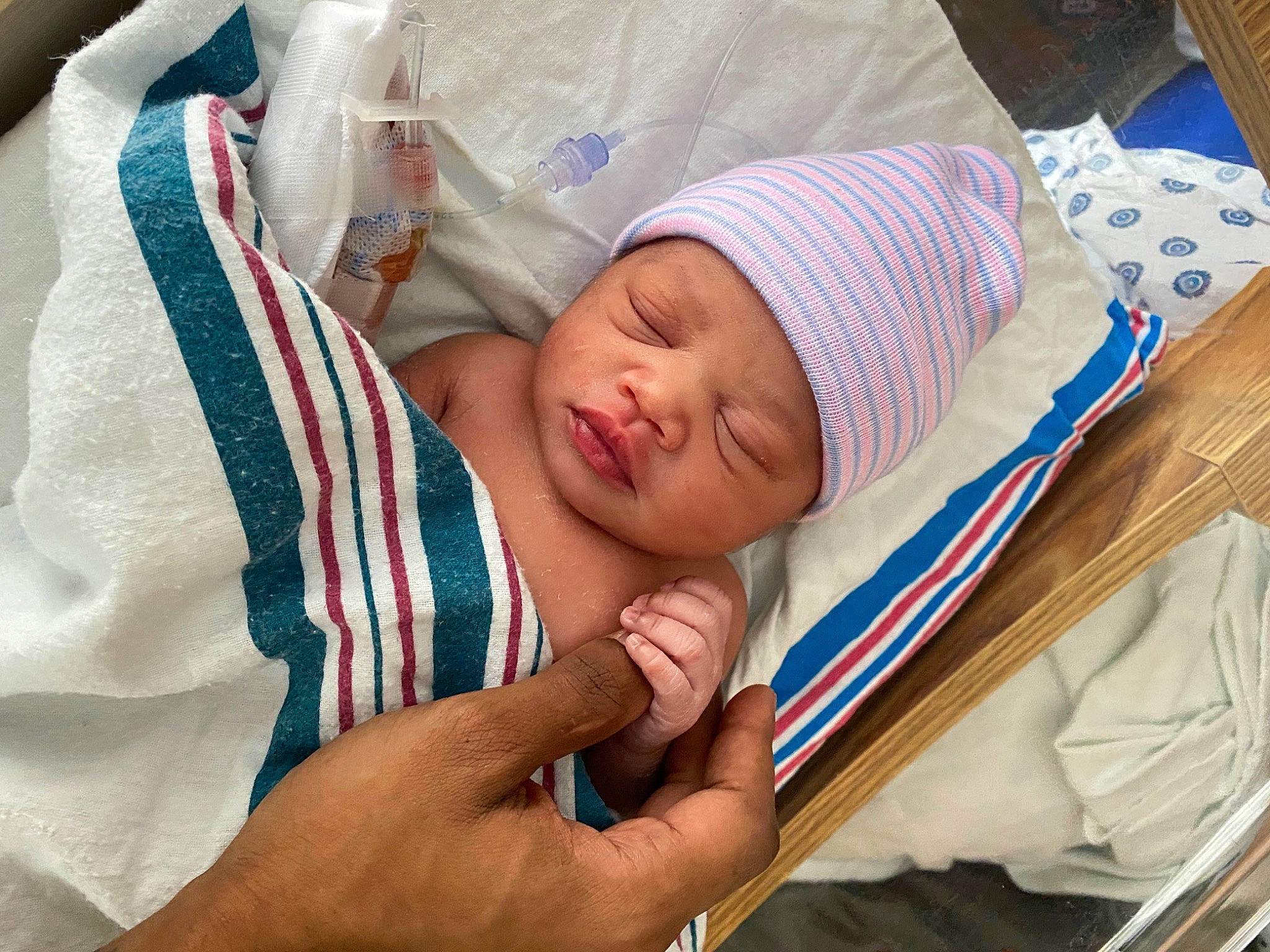 Helena is registered to the contest to win money with this photo: baby, baby_sleeping, bedtime, birth, child, childbirth, headwear, nap, person, sleep