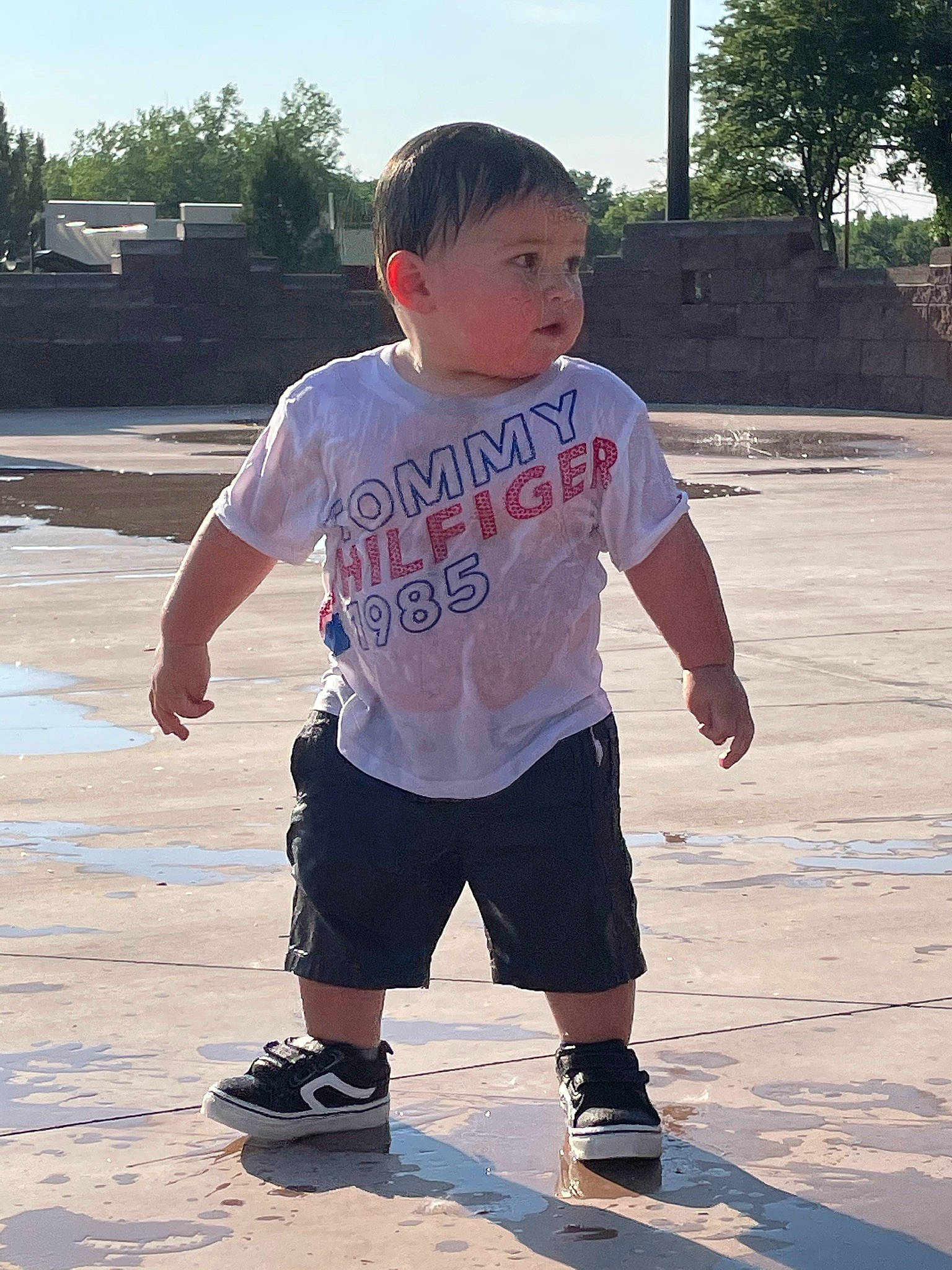 Thadd is registered to the contest to win money with this photo: cool, denim, electric_blue, fun, happy, knee, leisure, person, recreation, shoe, shorts, sky, sleeve, sneakers, sportswear, standing, street_fashion, t_shirt, thigh, toddler