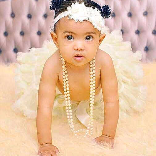 Kimmy is registered to the contest to win money with this photo: