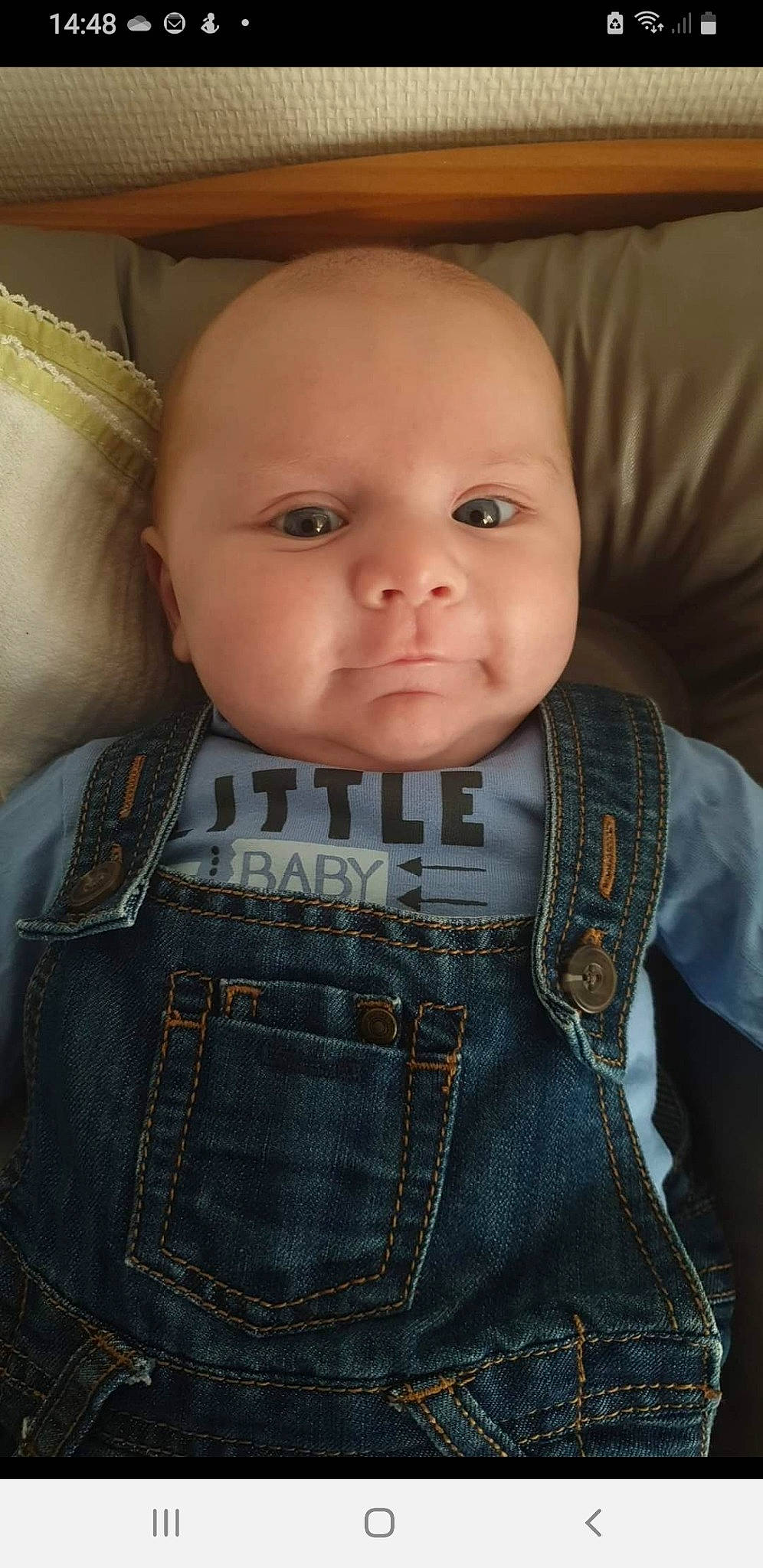 Jimmy participe au concours pour gagner de l'argent avec cette photo : baby, baby_products, baby_toddler_clothing, button, cheek, child, clothing, cool, denim, eyebrow, eyelash, forehead, iris, jacket, lip, person, pocket, product, skin, textile