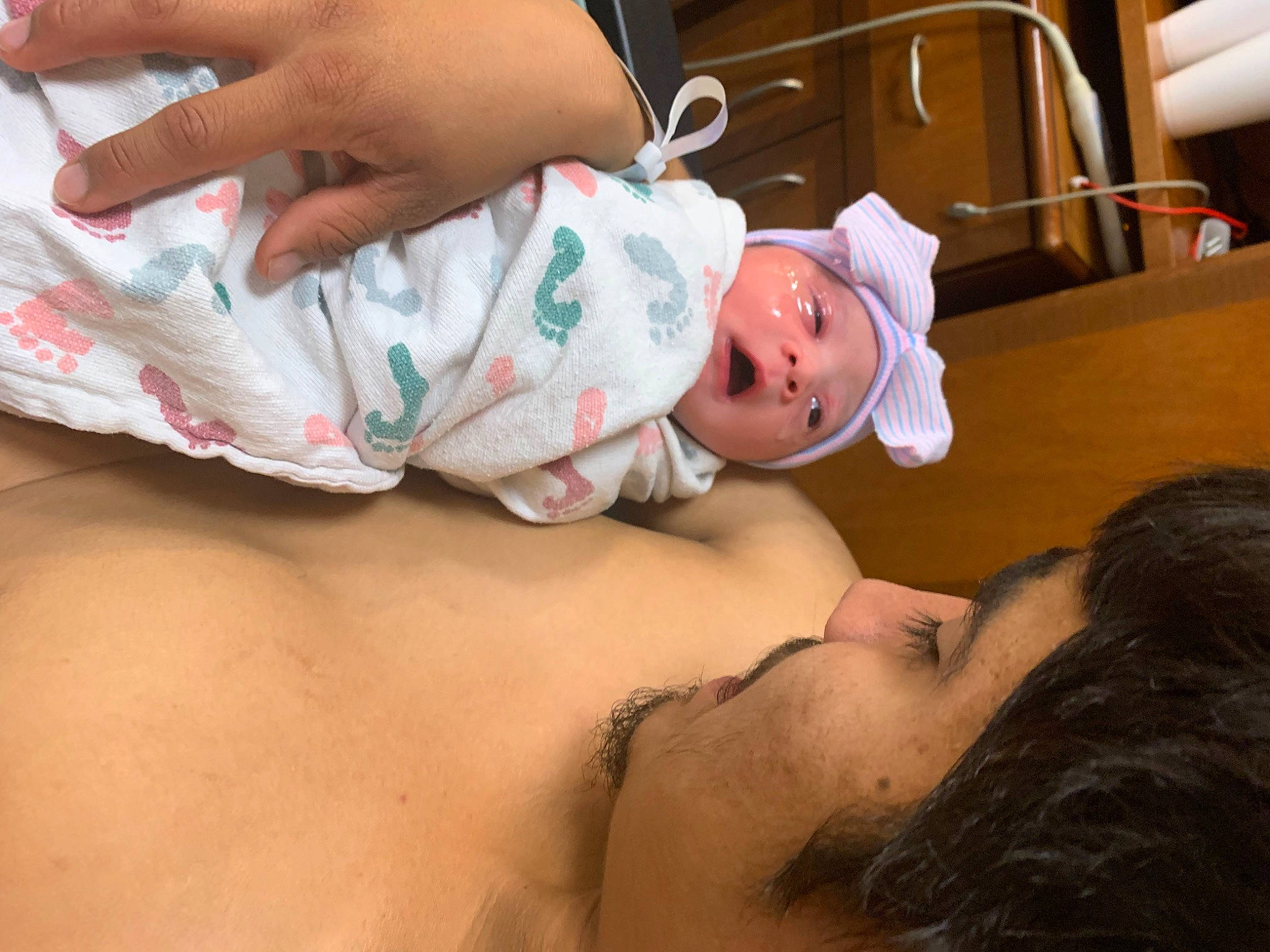 Xa'Layaa joined the competition — help win amazing prizes! arm, comfort, eye, eyelash, finger, gesture, glasses, hand, happy, hat, headwear, human_body, joint, leg, mouth, muscle, organ, person, plant, skin