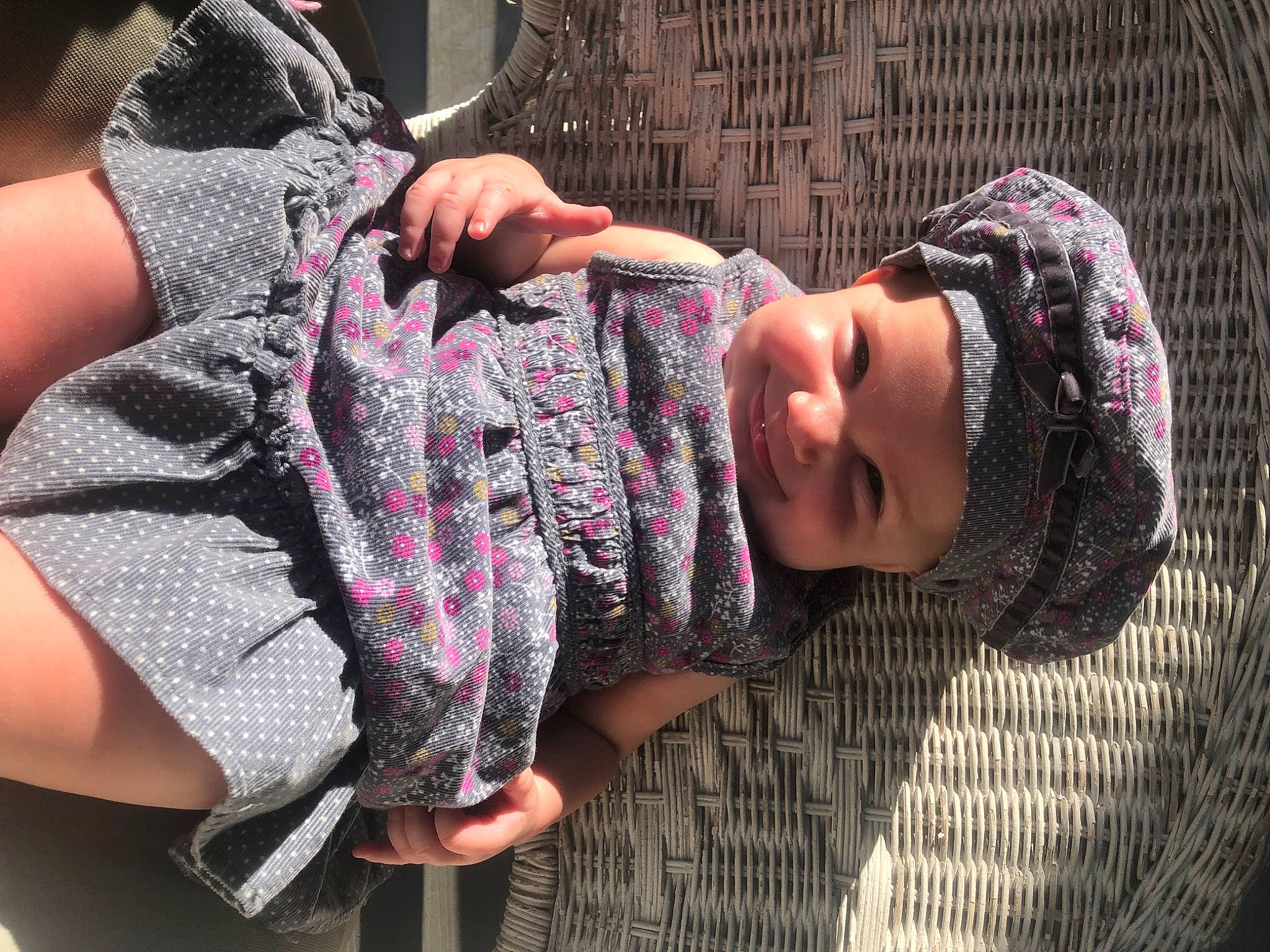 Rayaven is registered to the contest to win money with this photo: black_hair, child, cool, denim, elbow, facial_expression, gesture, hand, headwear, human_body, joint, joy, magenta, neck, pattern, person, pink, purple, shoulder, skin