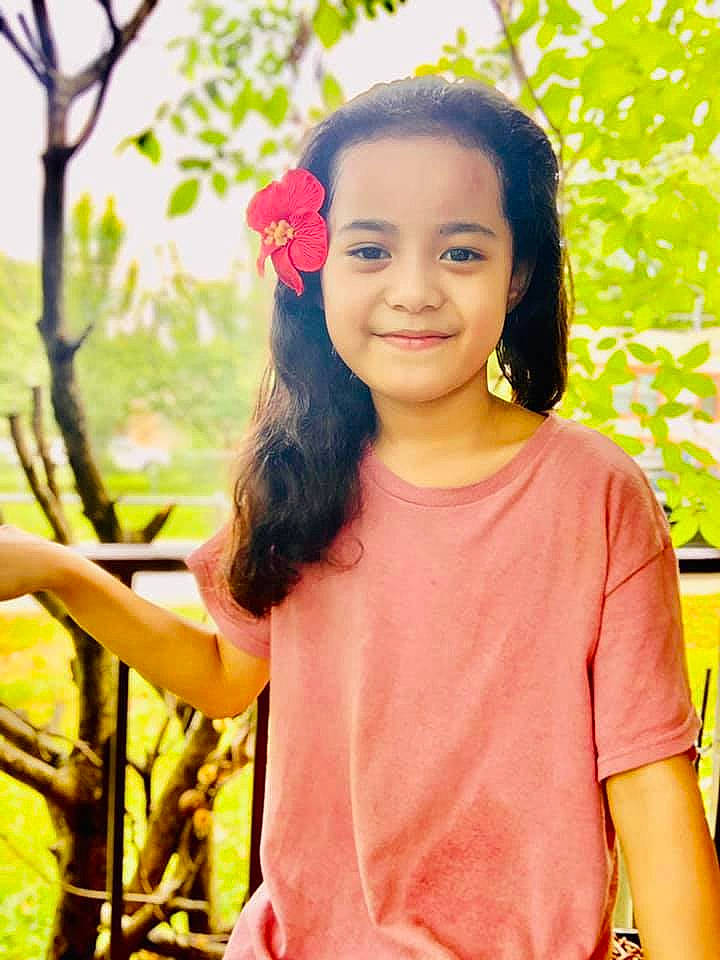 Azumi is registered to the contest to win money with this photo: beauty, child_model, hair, hairstyle, happy, joy, long_hair, people_in_nature, person, photo_shoot, photography, pink, plant, portrait, smile, spring, yellow